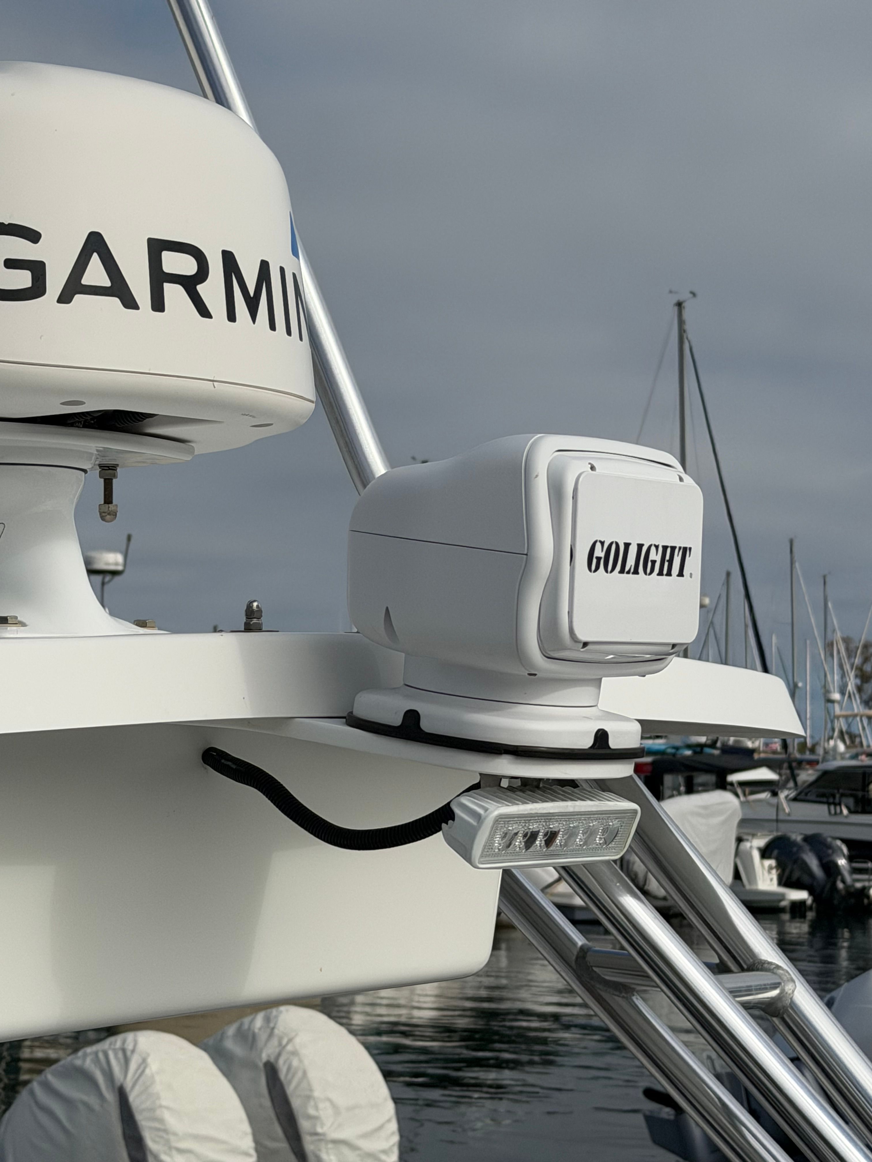 1997 Boston Whaler Conquest - 3