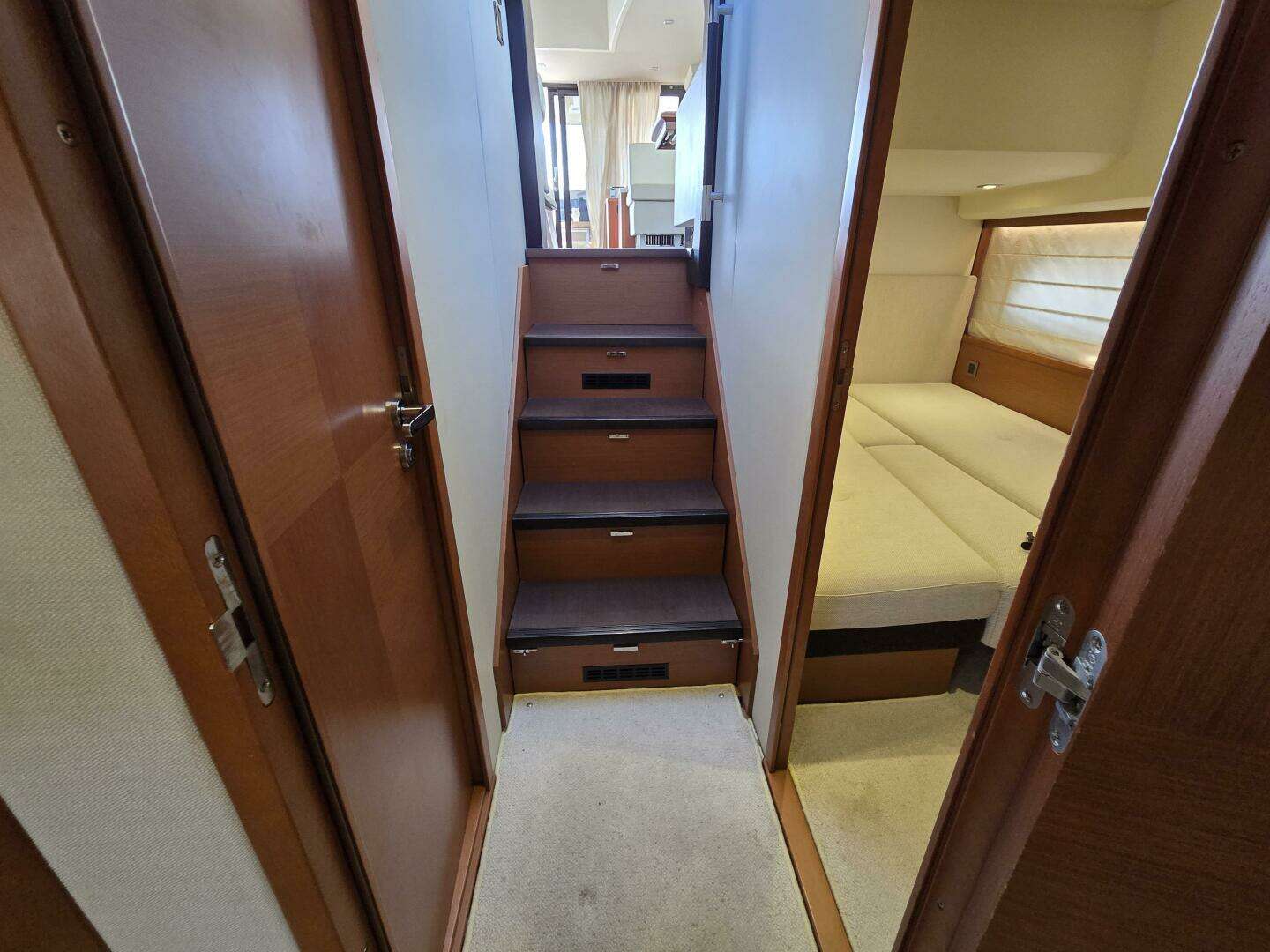 2013 Prestige 500 - Image 25