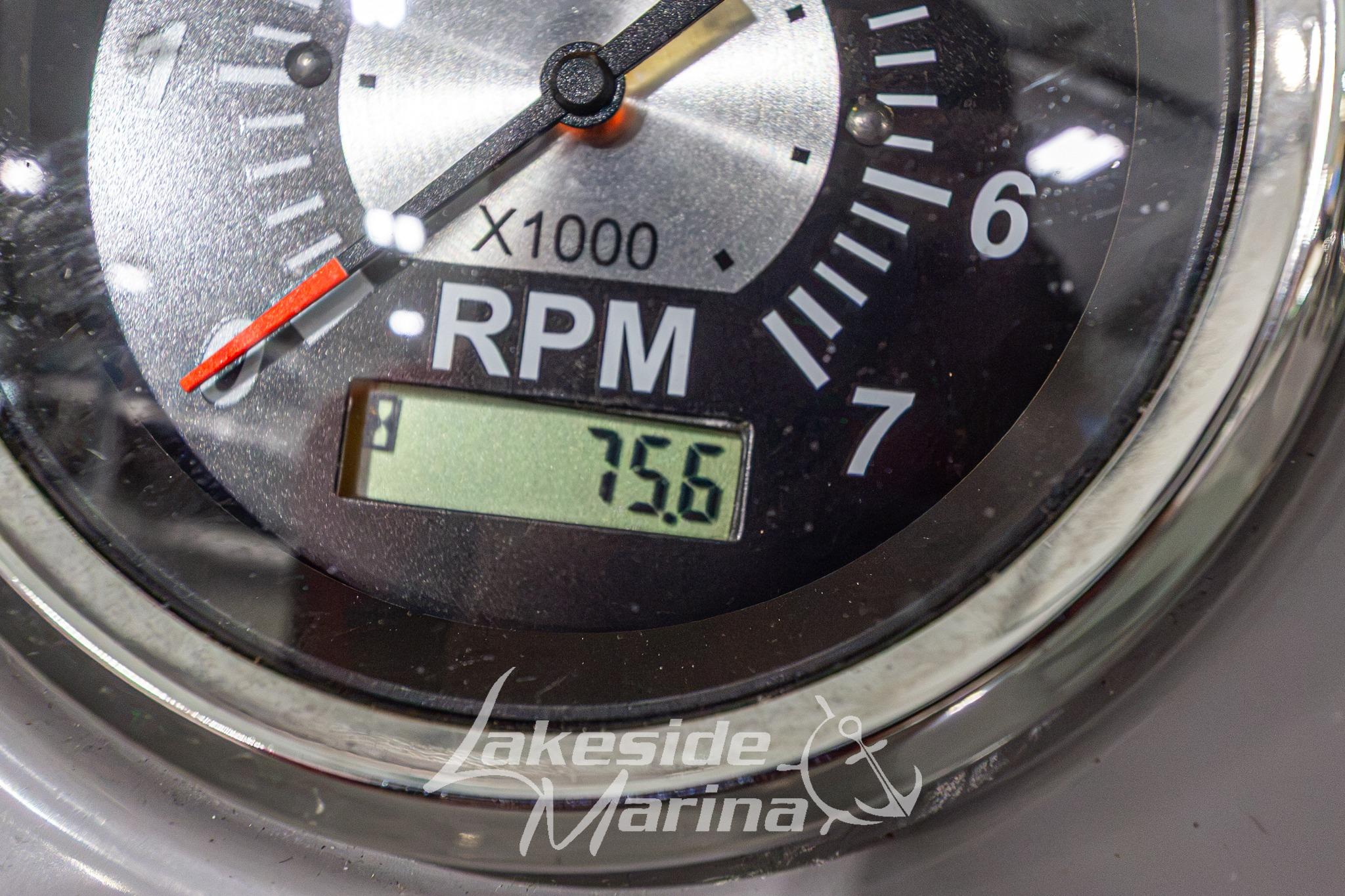 Close-up of Chaparral 21 SSi 2022 RPM gauge displaying 756 RPM.