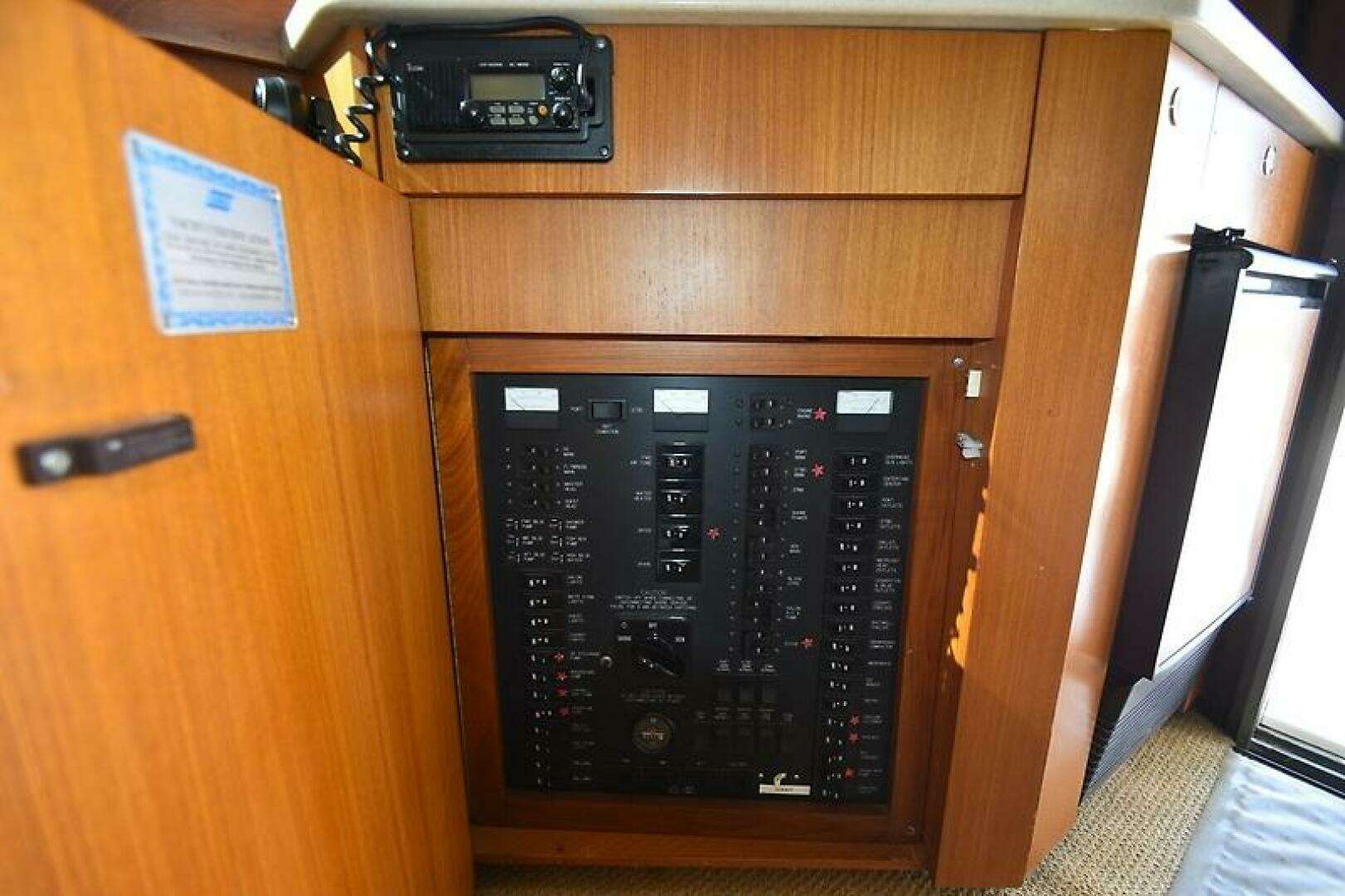 1997 Ocean 48 Convertible - Image 19