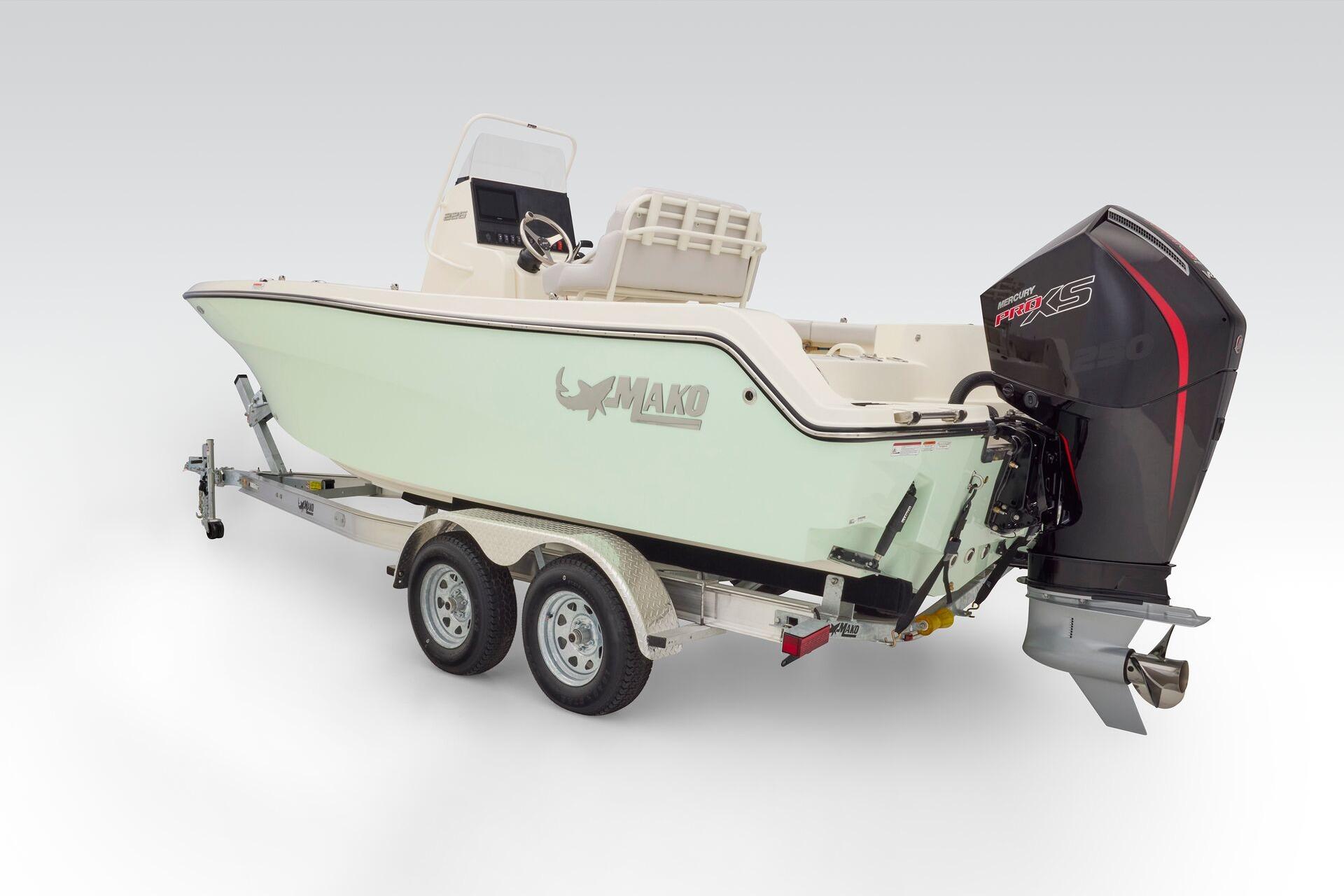 2026 Mako 226 Center Console - 31