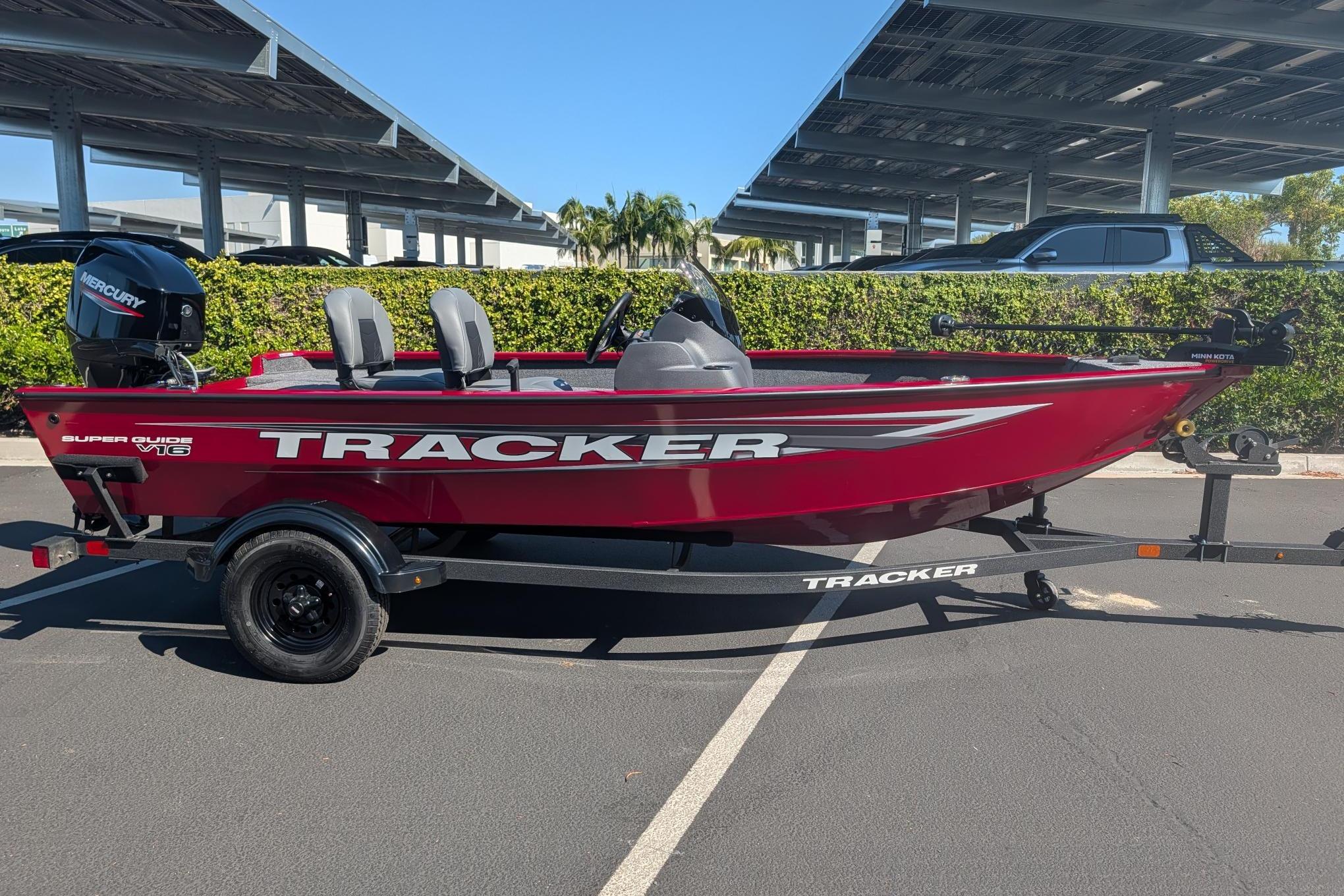 2026 Tracker Super Guide V-16 SC