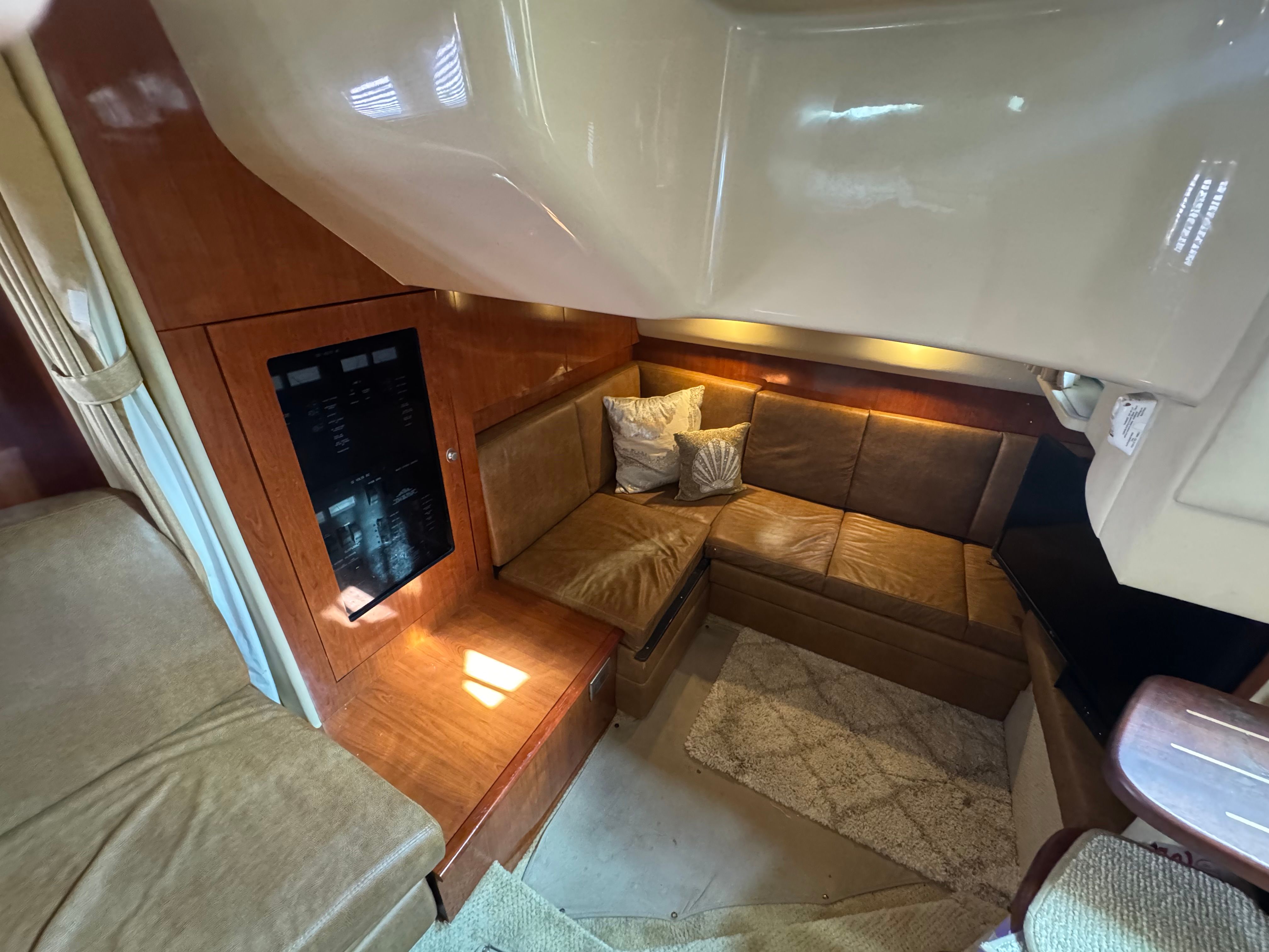 2006 Sea Ray 38 Sundancer - 6