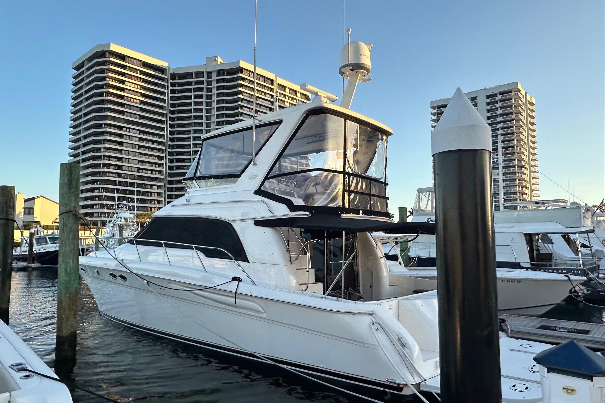 1998 Sea Ray 480 Sedan Bridge
