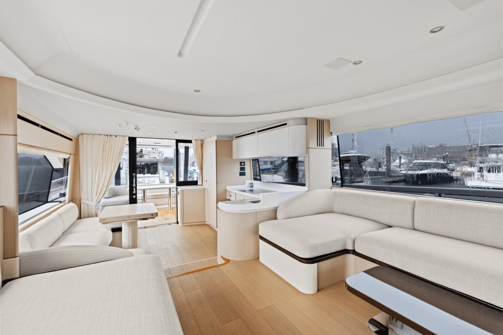 2026 Azimut Fly 68 - Image 20