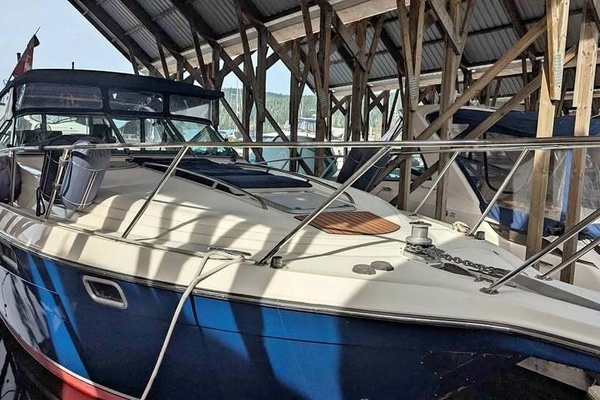 1994 Maxum 3200 SCR