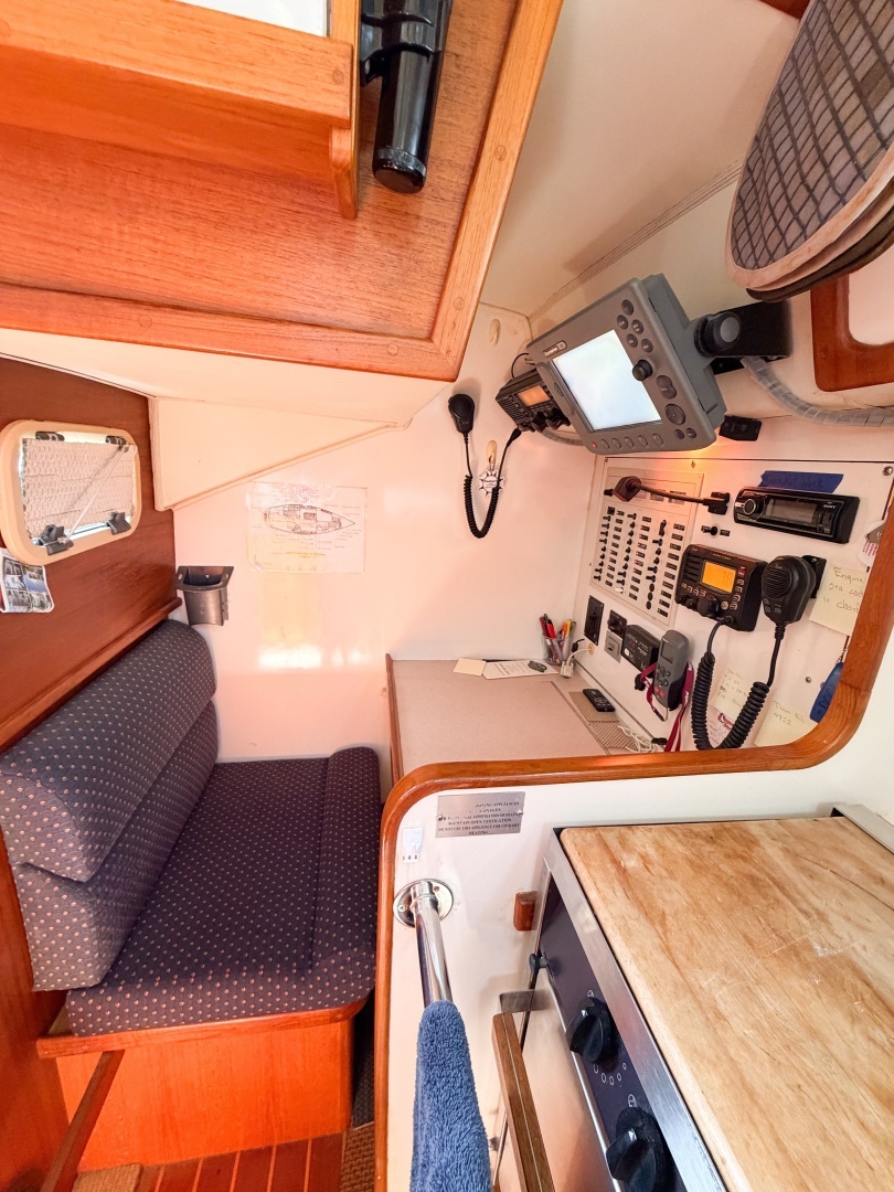 2001 Caliber 40 LRC - Image 37