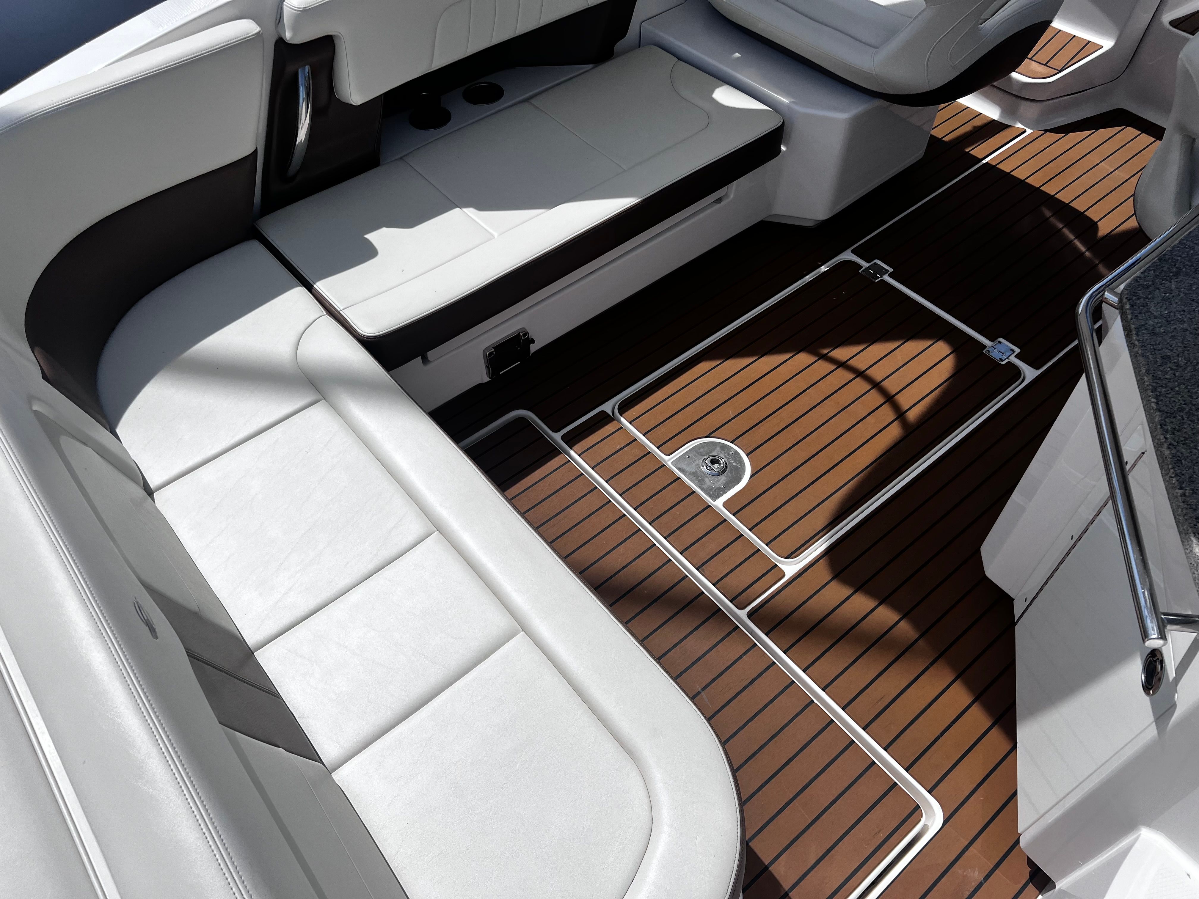 2017 Chaparral 337 SSX - 22