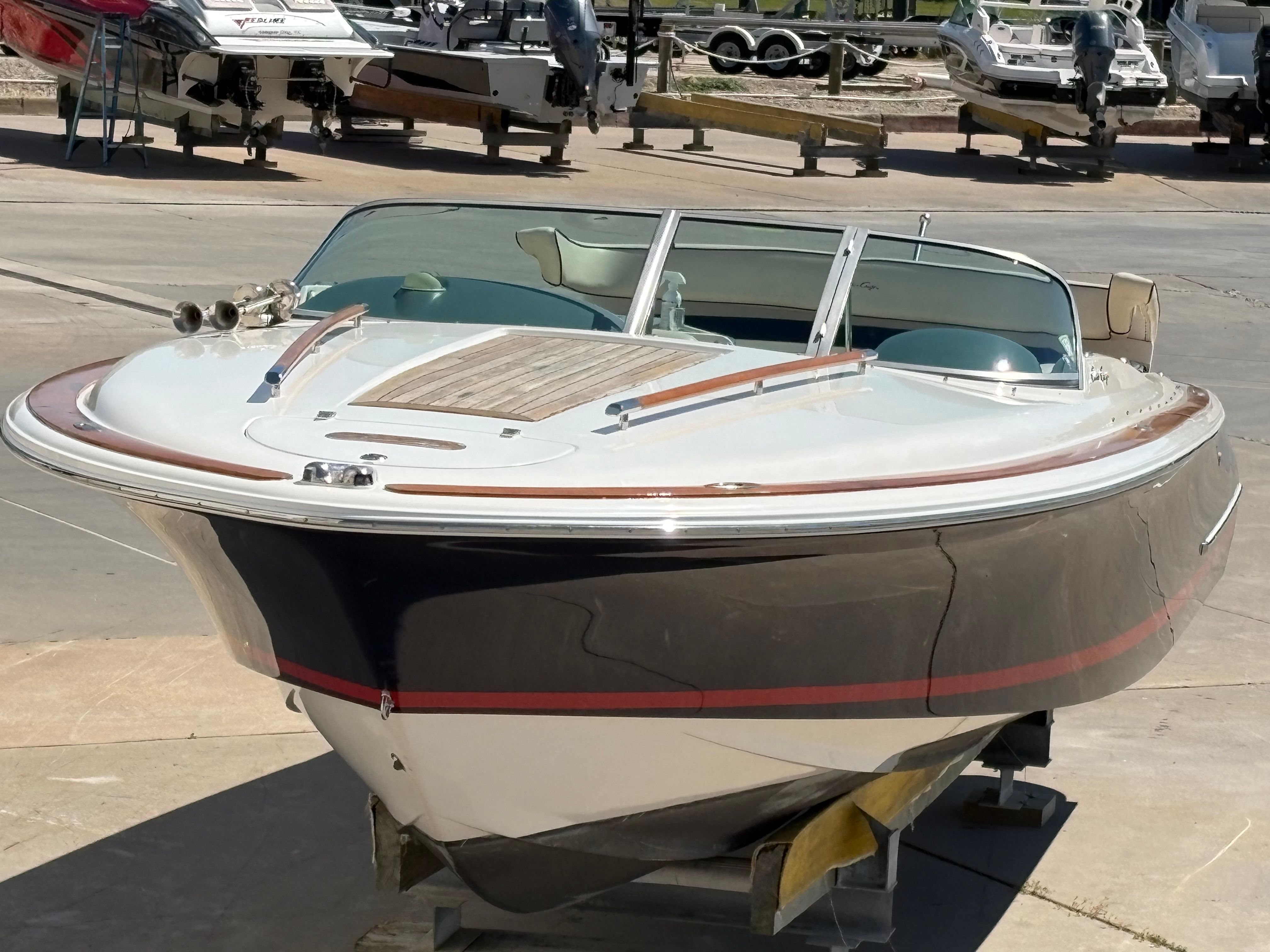 2004 Chris-Craft Corsair 28