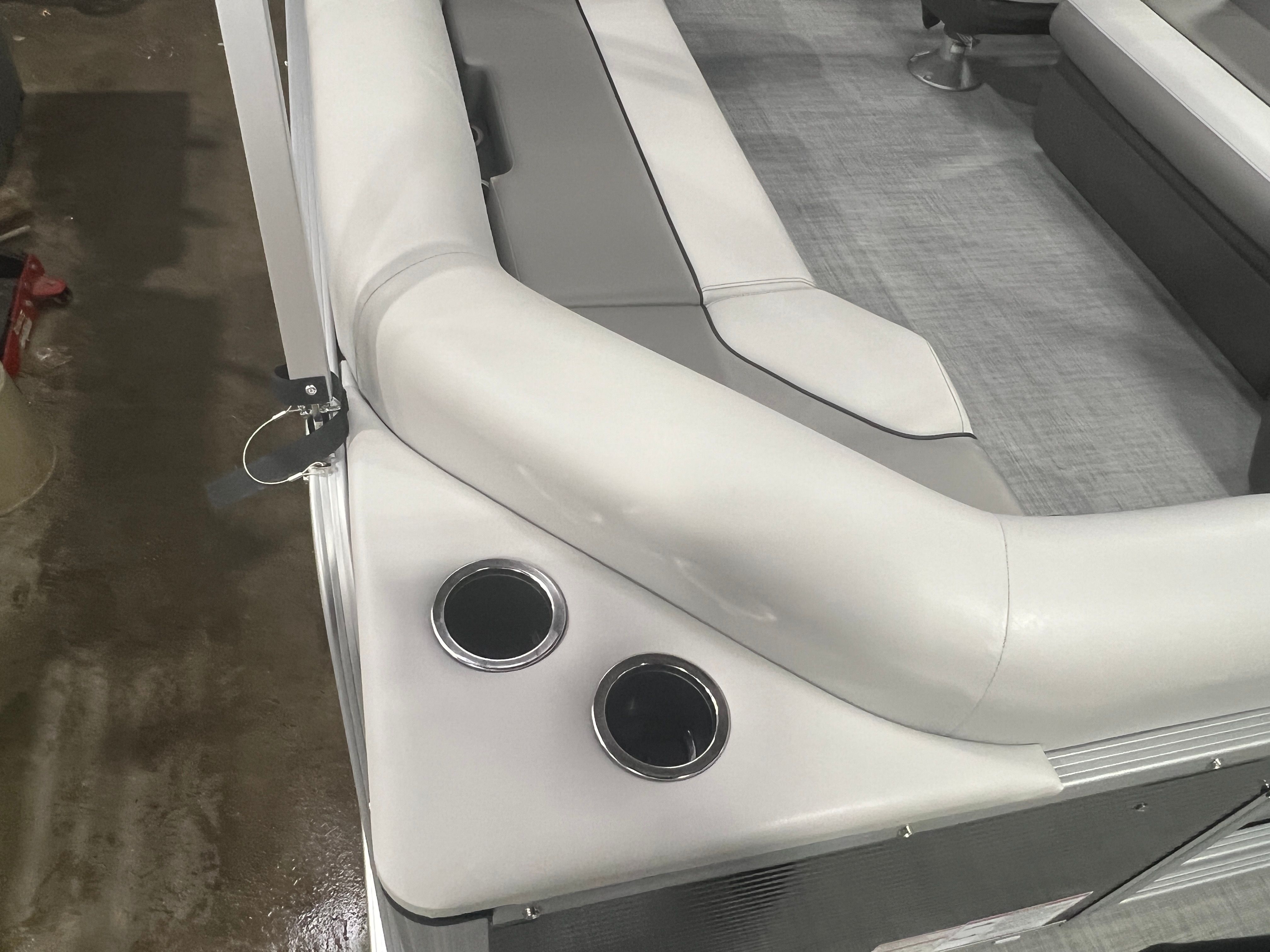2026 Princecraft Vectra 21 Quad Lounge Pontoon & Mercury 4-Stroke EFI - 19