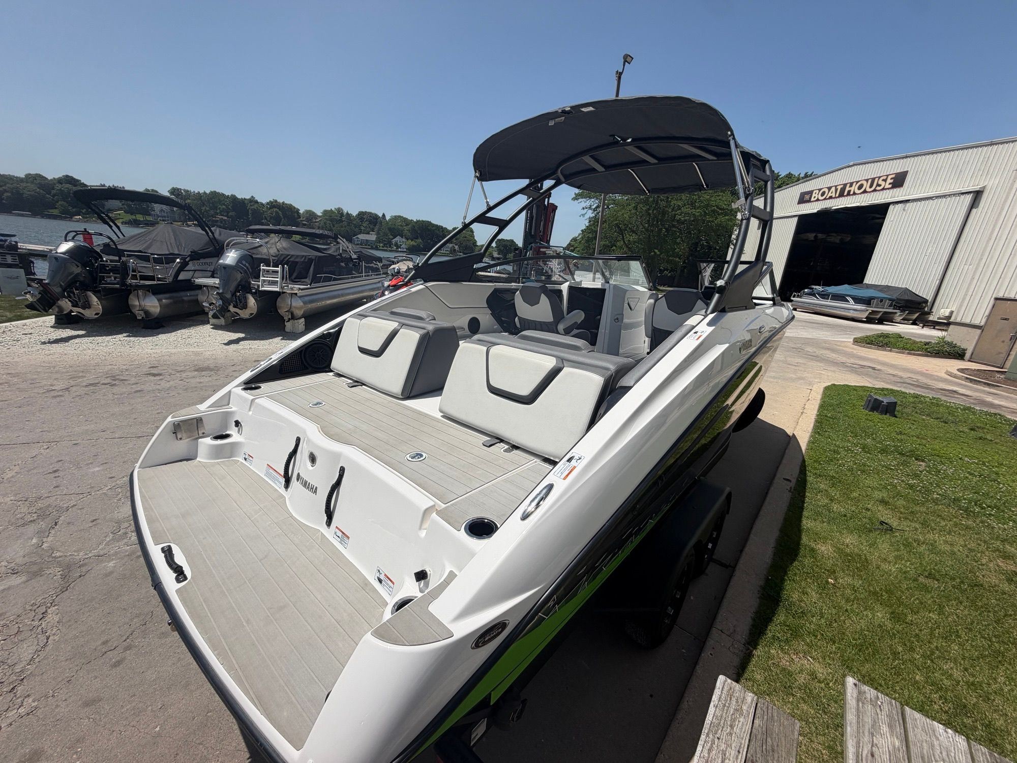 2021 Yamaha Boats AR250 - 5