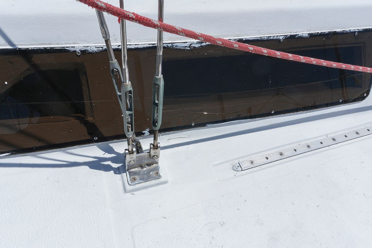 Close-up of a 1985 Hunter 28.5 sailboat rigging.