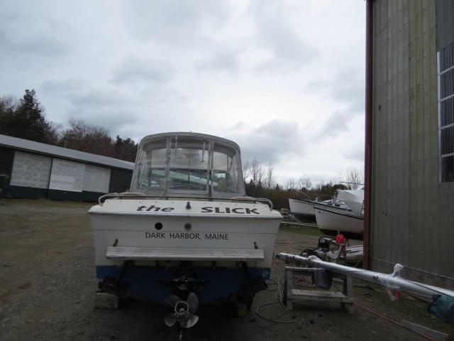 1973 Slickcraft SS235
