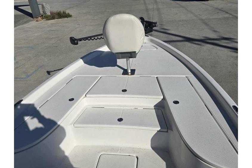 2020 Blue Wave 2400 PureBay boat deck with seating and storage compartments.