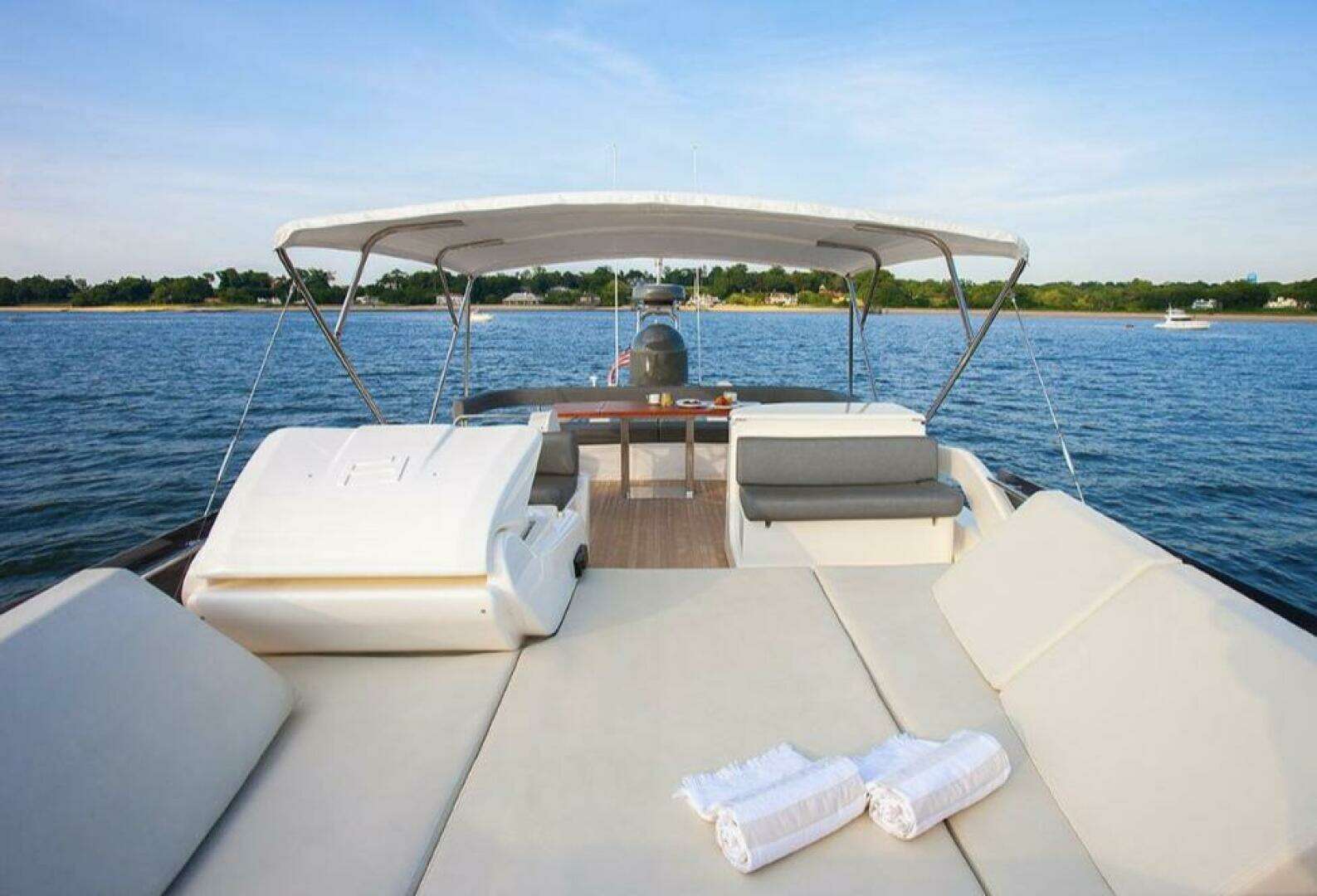 2018 Ferretti Yachts — - Image 12