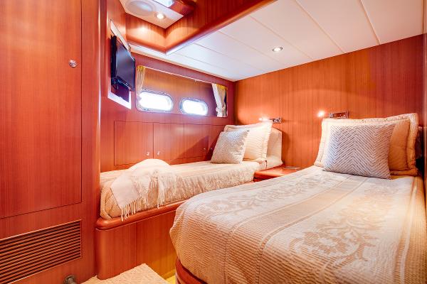 Luxurious cabin of Horizon 82’ Motoryacht, 2006 model.