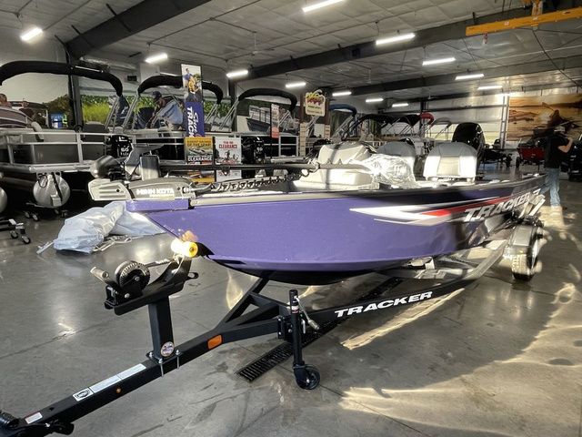 2026 Tracker Super Guide V-16 SC - 9