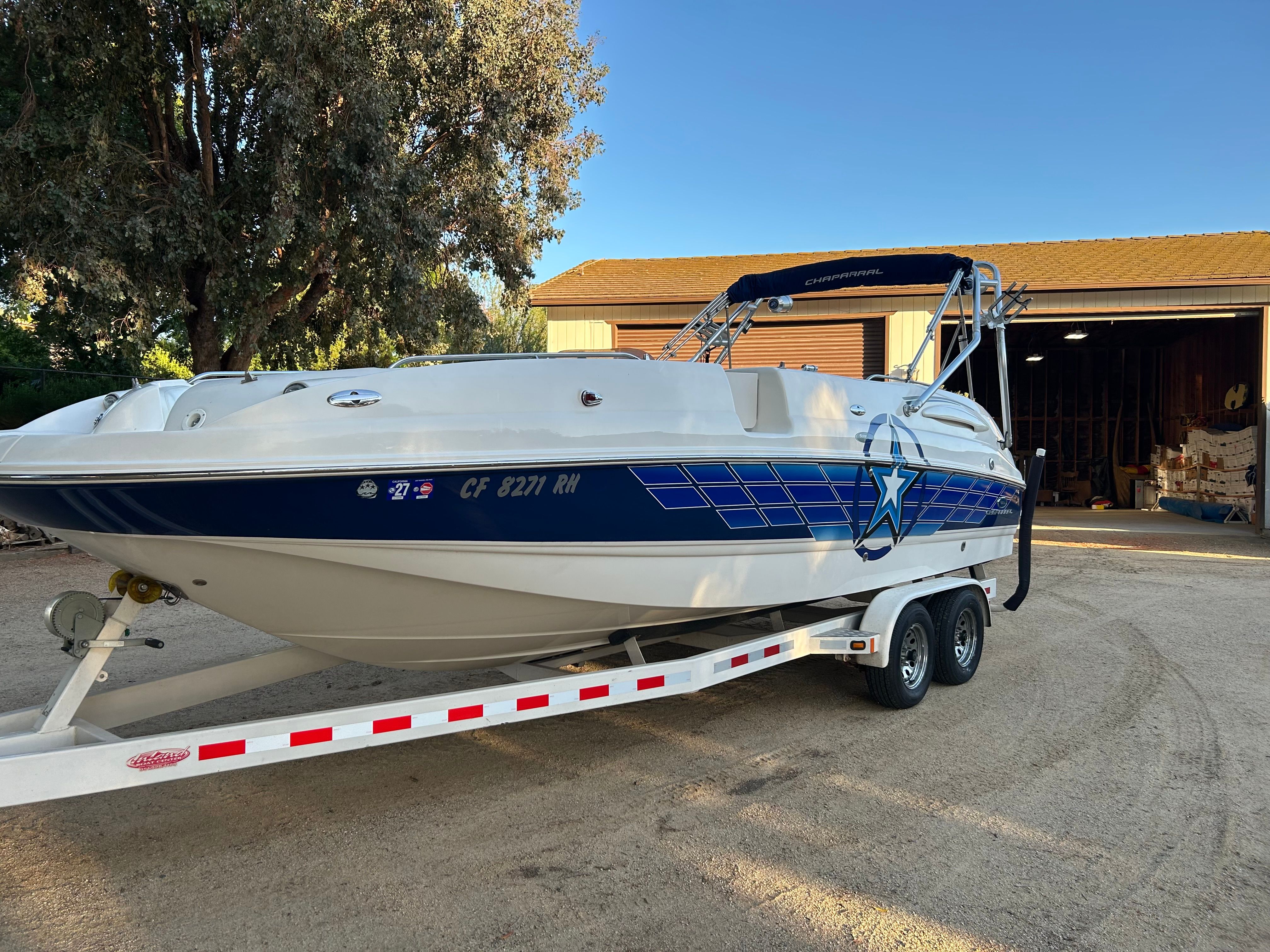 2005 Chaparral Sunesta 252