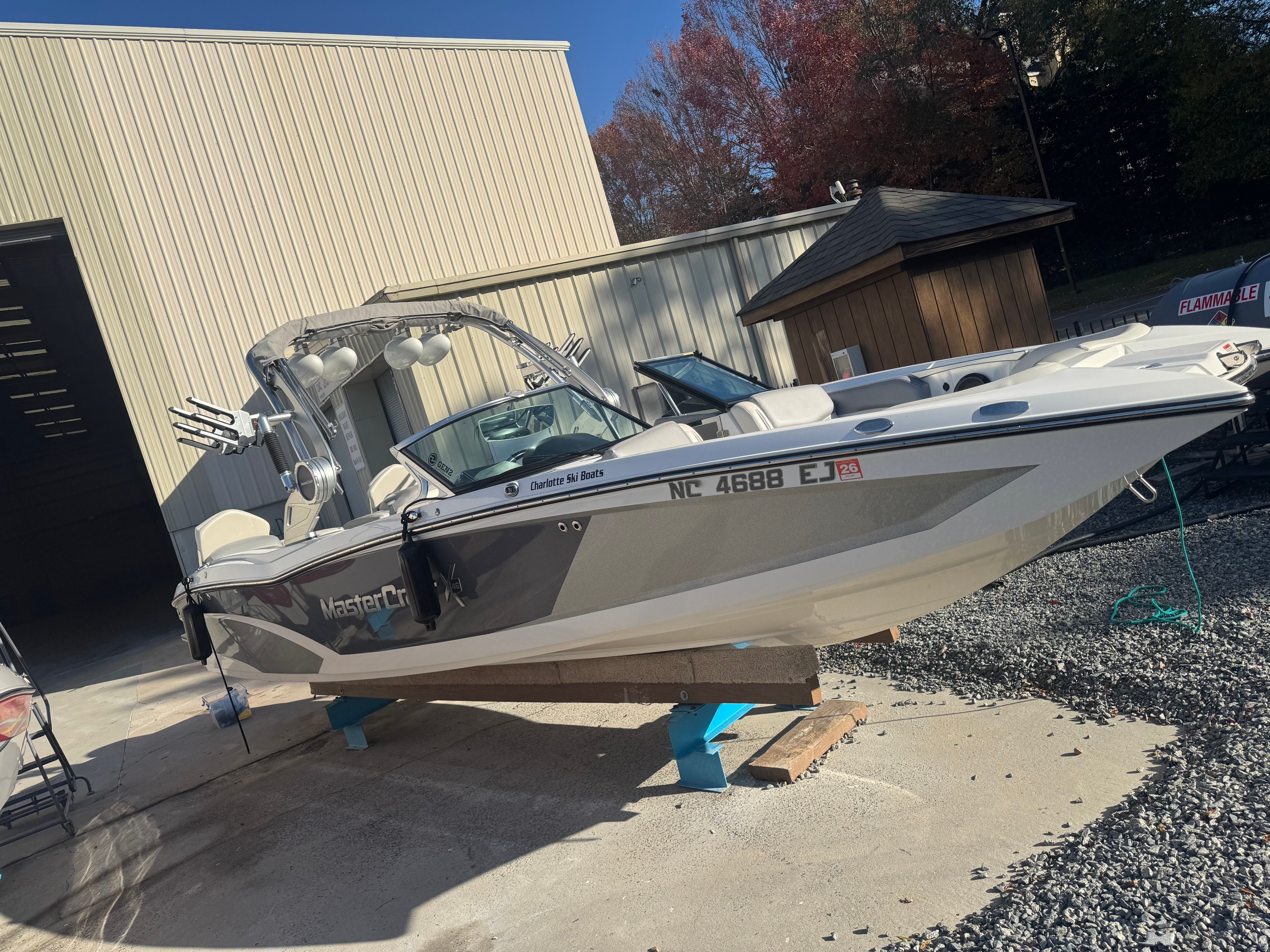 2018 MasterCraft X46 - 3