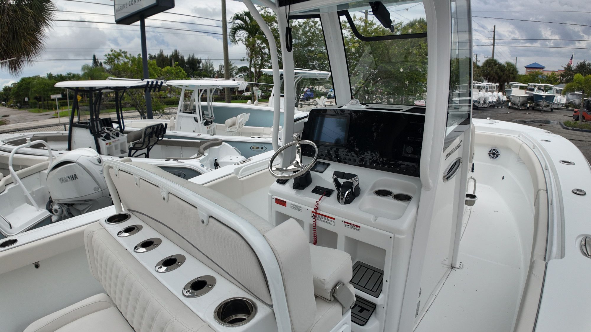 2026 Sea Hunt Ultra 275 CB - 27