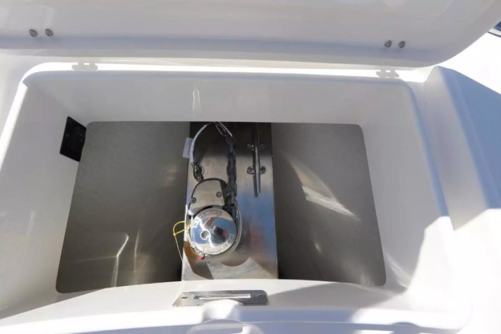 2020 Regulator — - Image 22