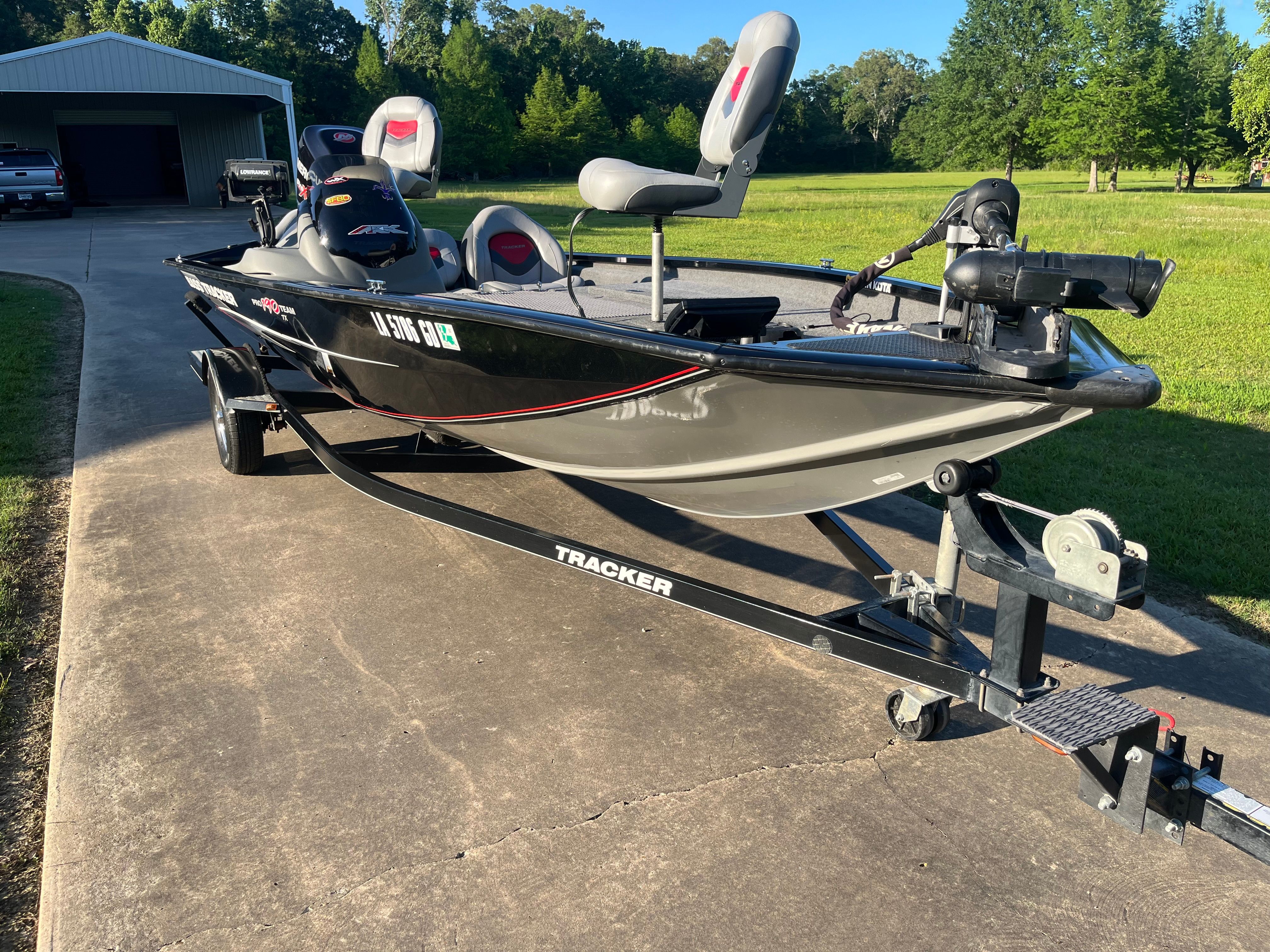 2015 Bass Tracker TX 190 - 3