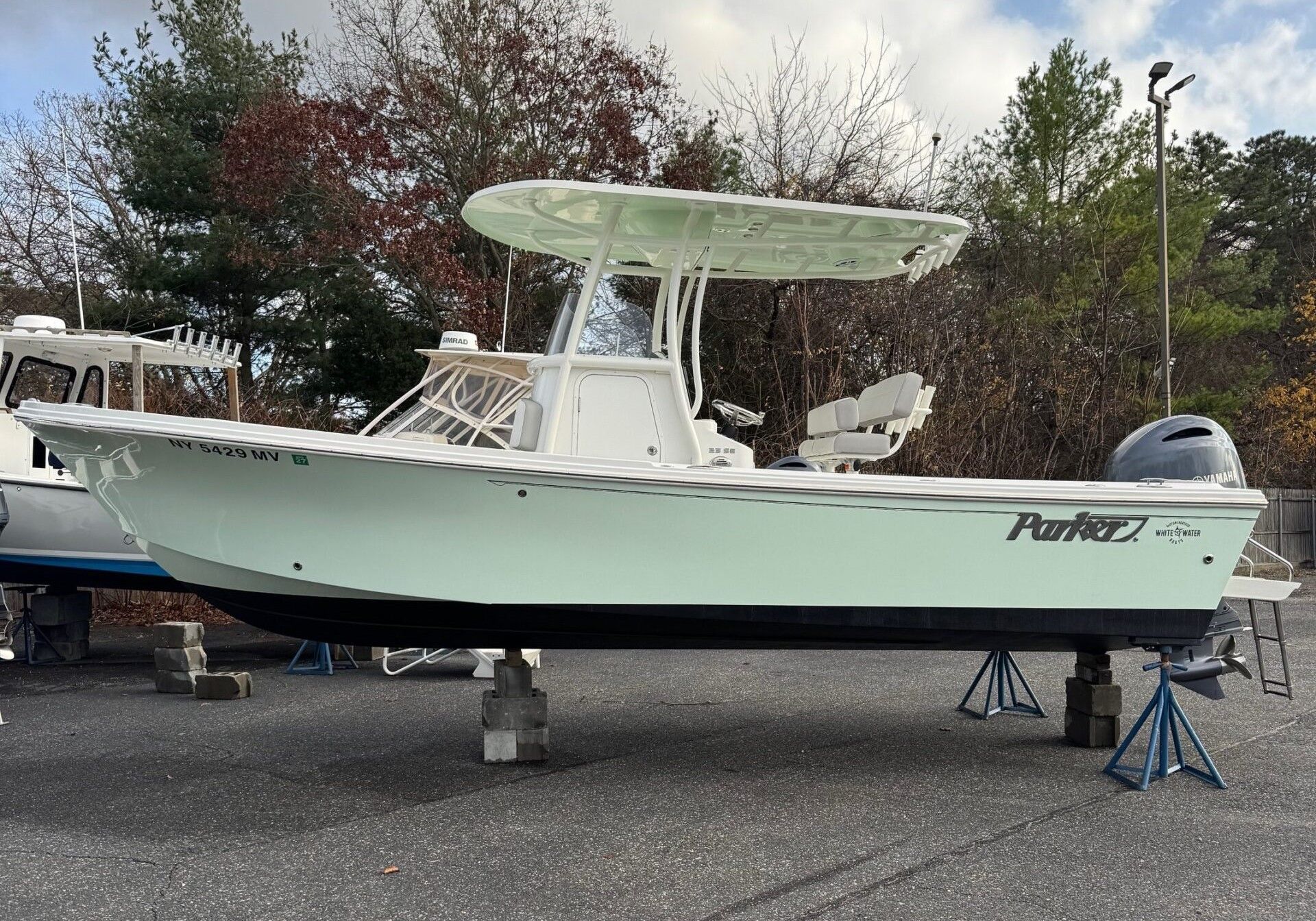 2023 Sportsman Open 232 Center Console