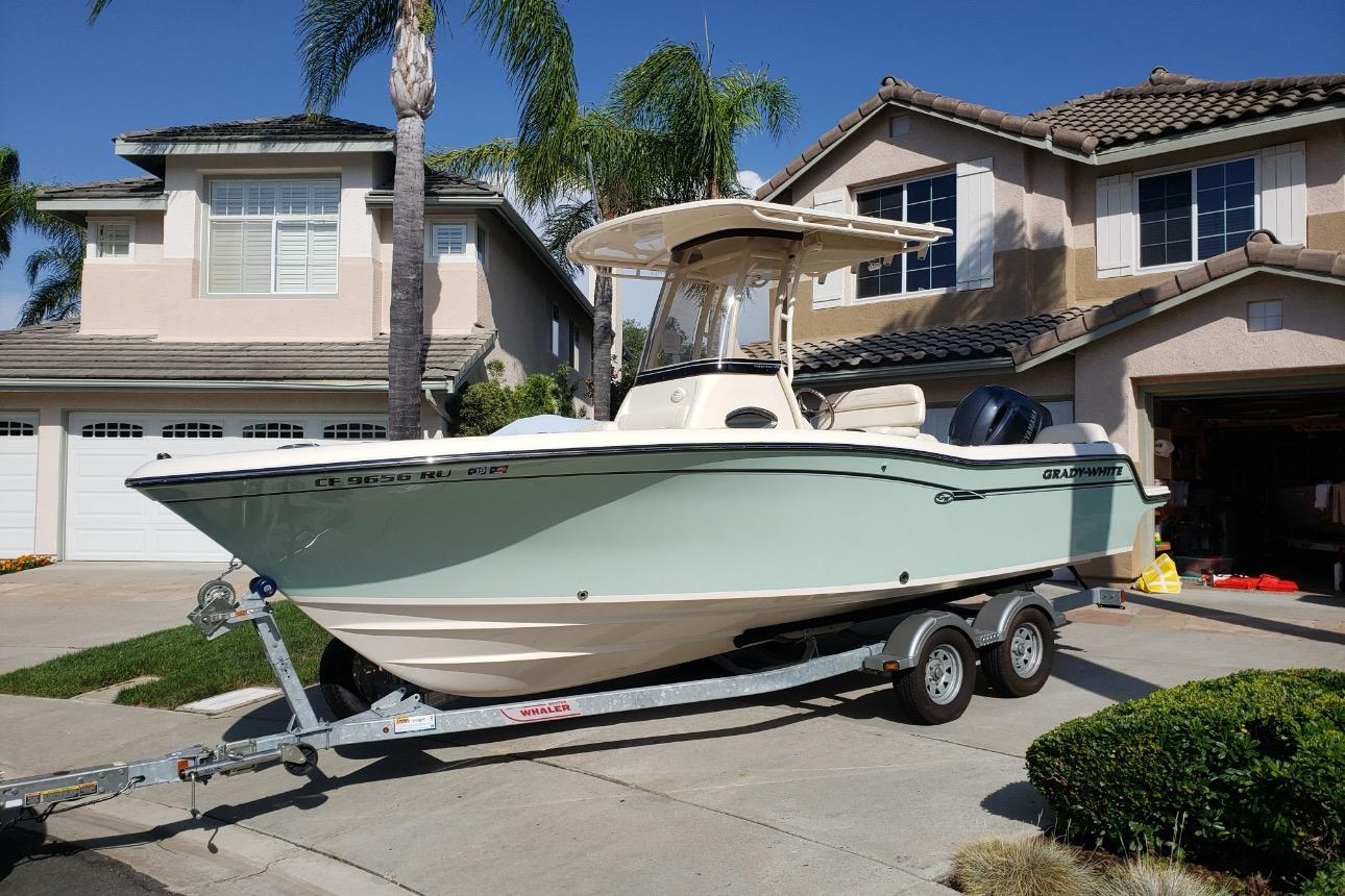 2018 Grady-White Fisherman 216