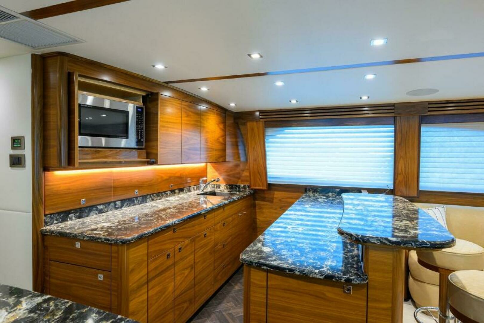 2023 Viking 64 Convertible - Image 11