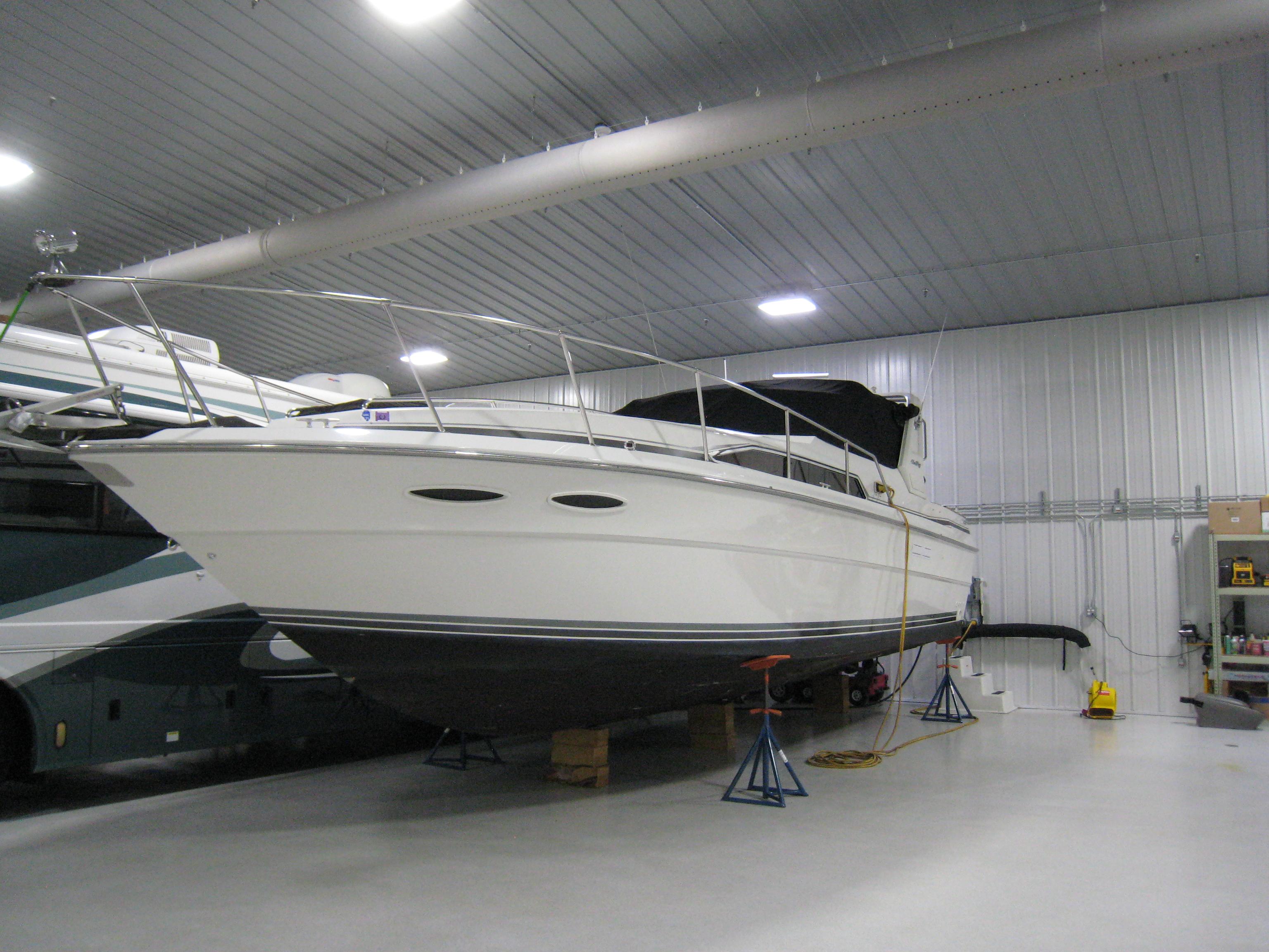 1986 Sea Ray 340 Express Cruiser