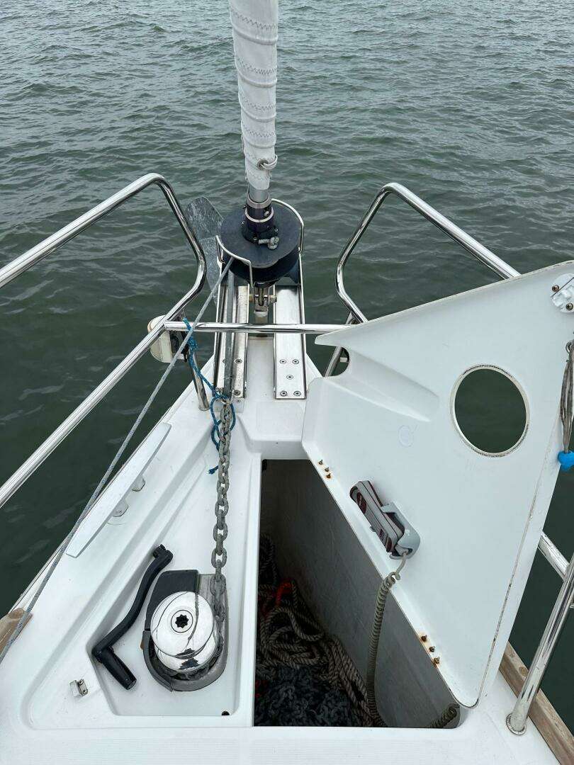 2017 Beneteau Oceanis 45 - Image 23