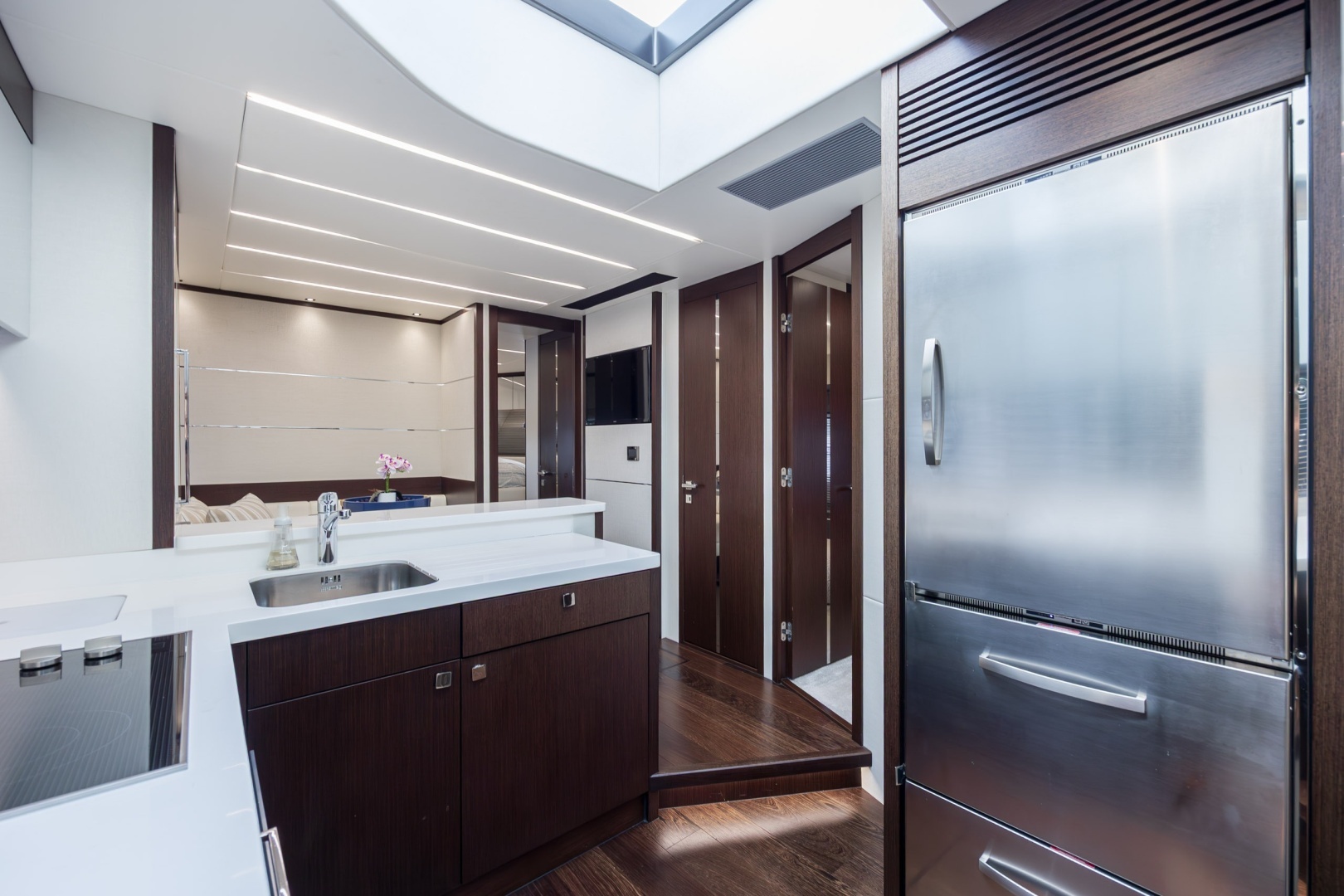 2020 Sunseeker PREDATOR 74 XPS - Image 25