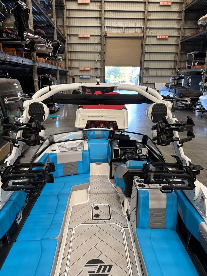 2022 Malibu Wakesetter 25 LSV - 3