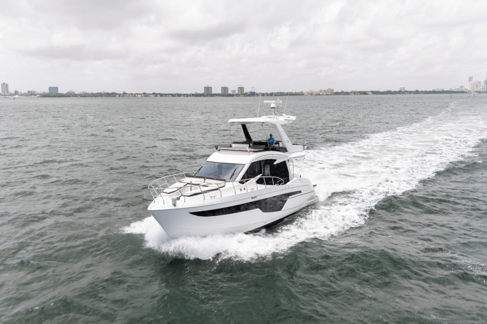 2020 Galeon 500 Fly - Image 2