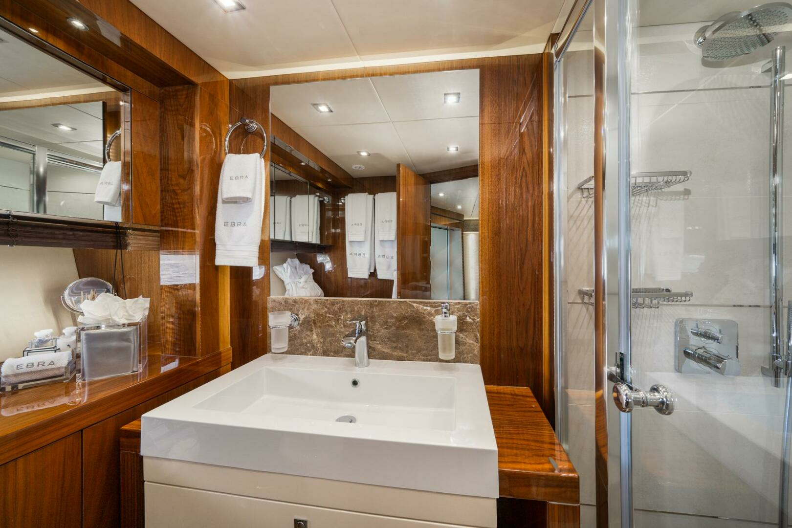 2015 Sunseeker 28 METER - Image 20