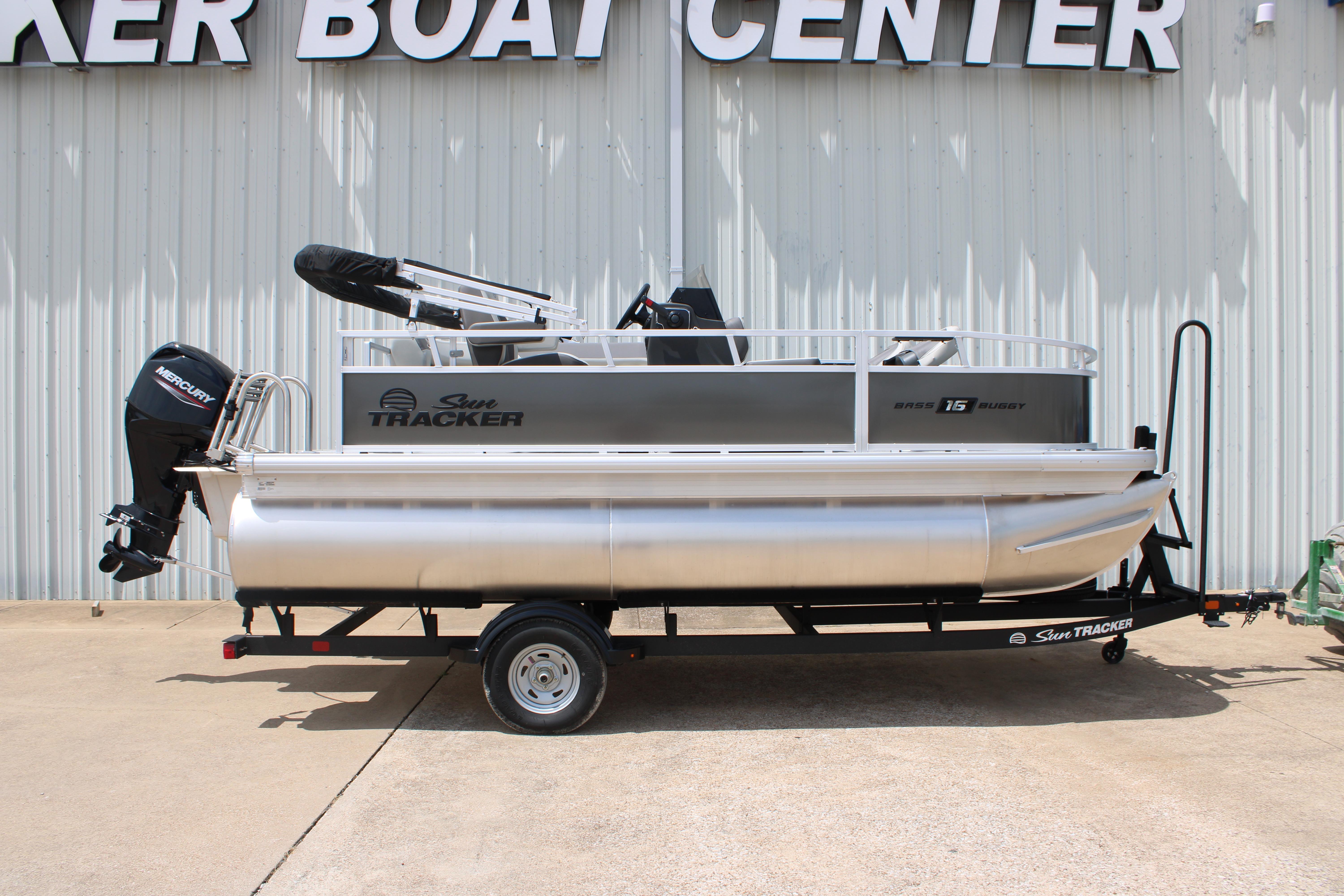 2026 Sun Tracker Bass Buggy 18 DLX