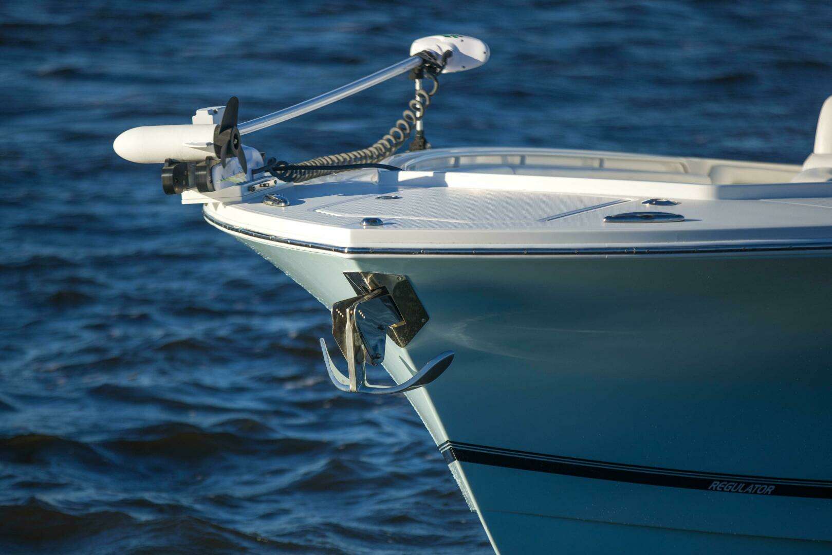 2016 Regulator 41 Center Console - Image 44