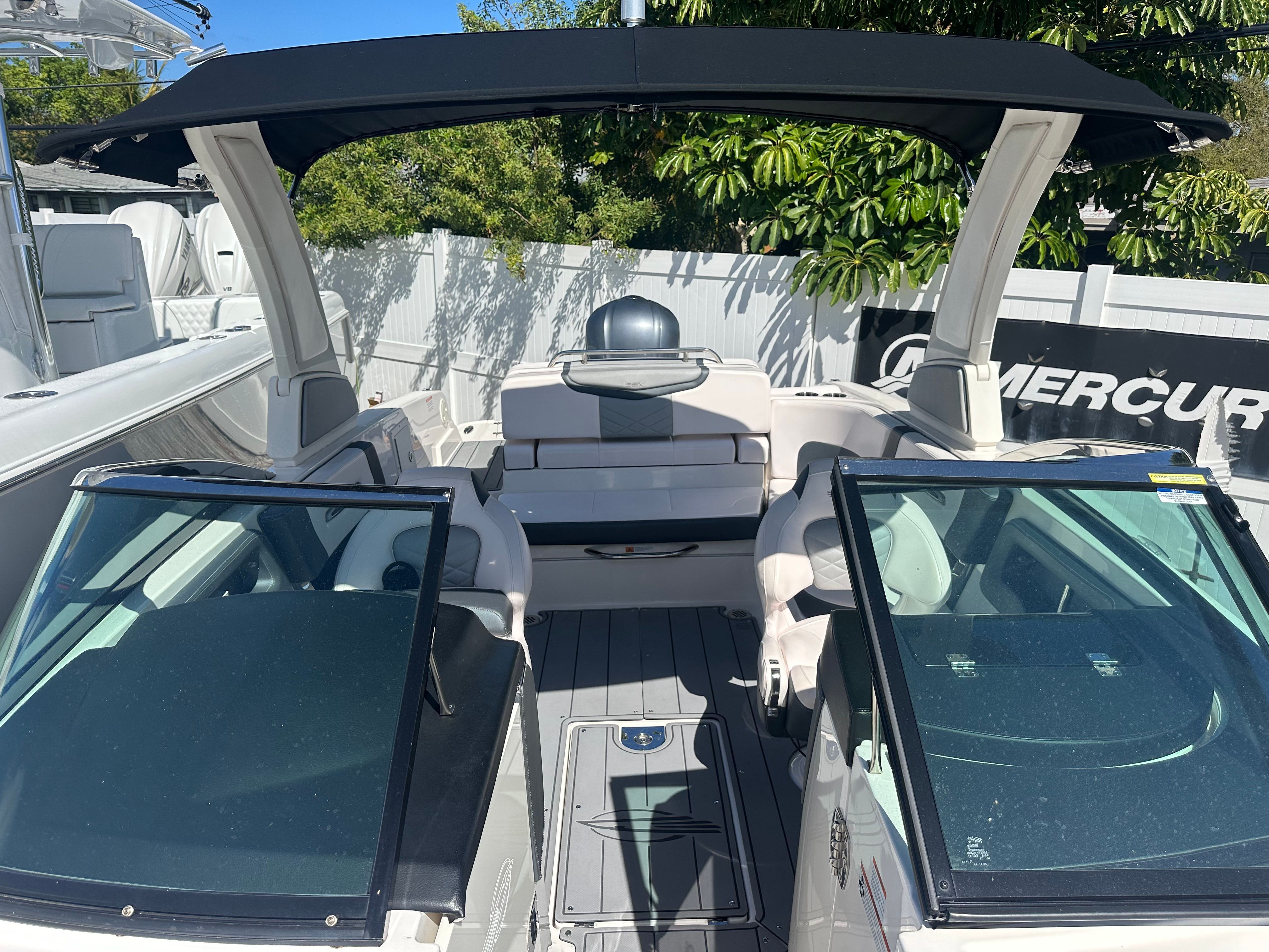 2020 CHAPARRAL 257 SSX OB - Image 10
