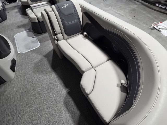 2026 BARLETTA BOATS Cabrio 22M - 29