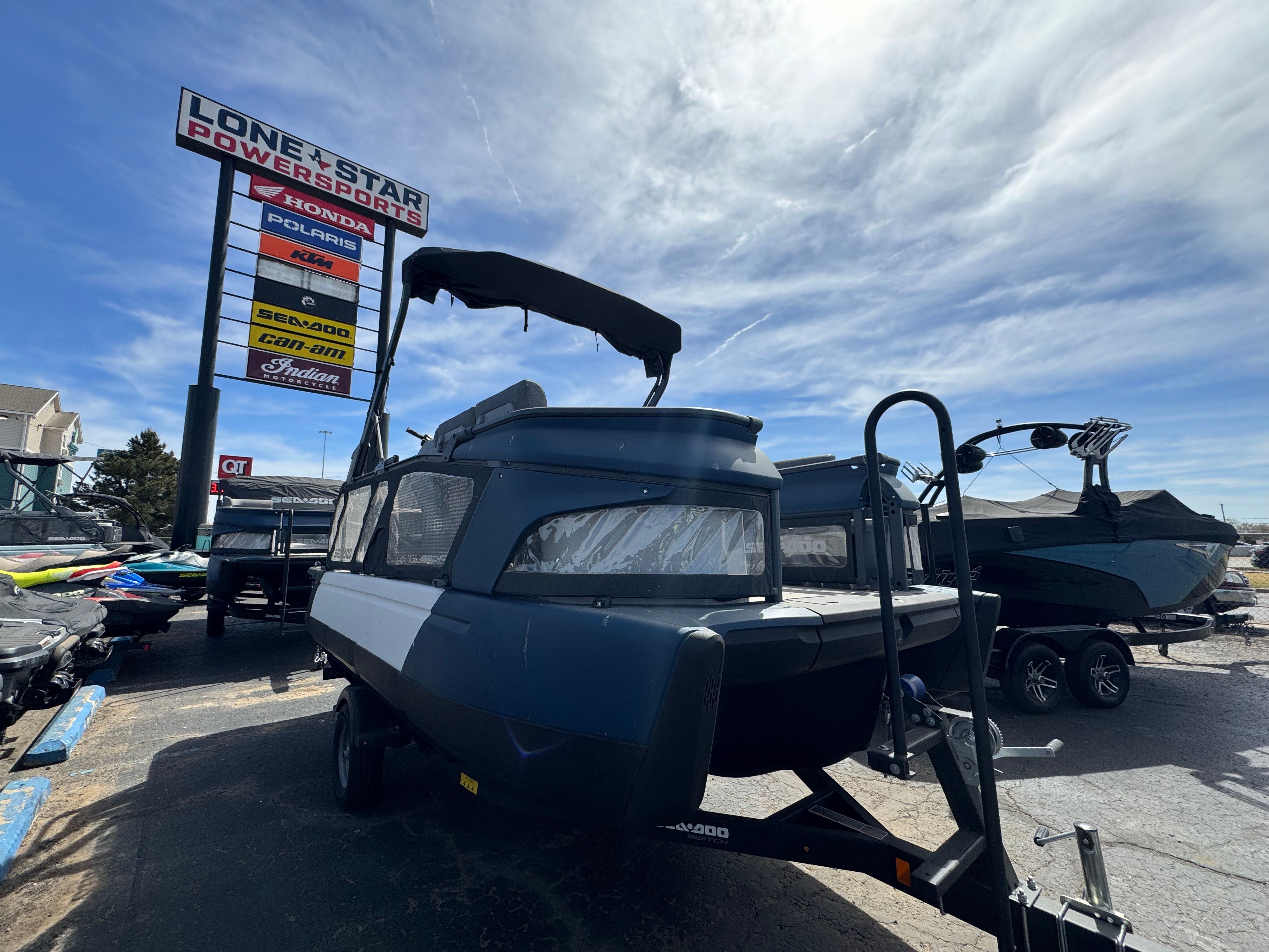 2026 Sea-Doo Switch Cruise 18 - 230 hp - Tech Package