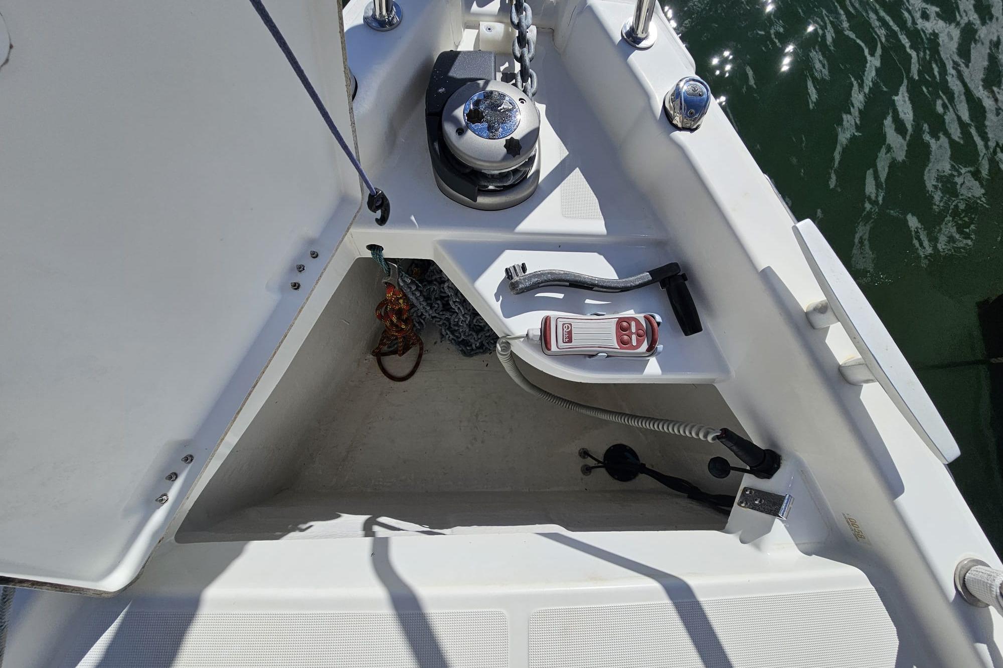 SUN ODYSSEY 410 chez EURO-VOILES