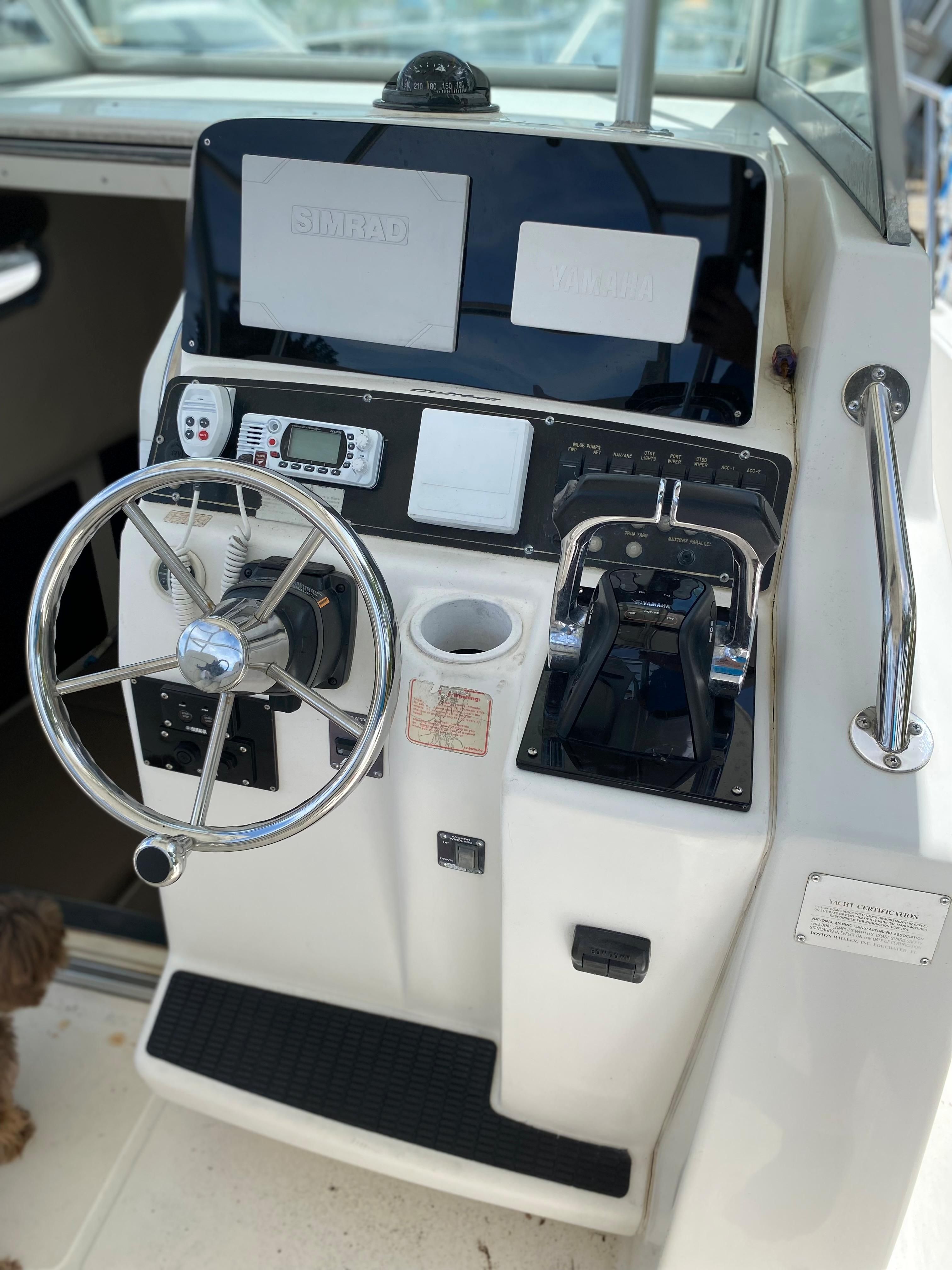 2001 Boston Whaler 28 Outrage - 19