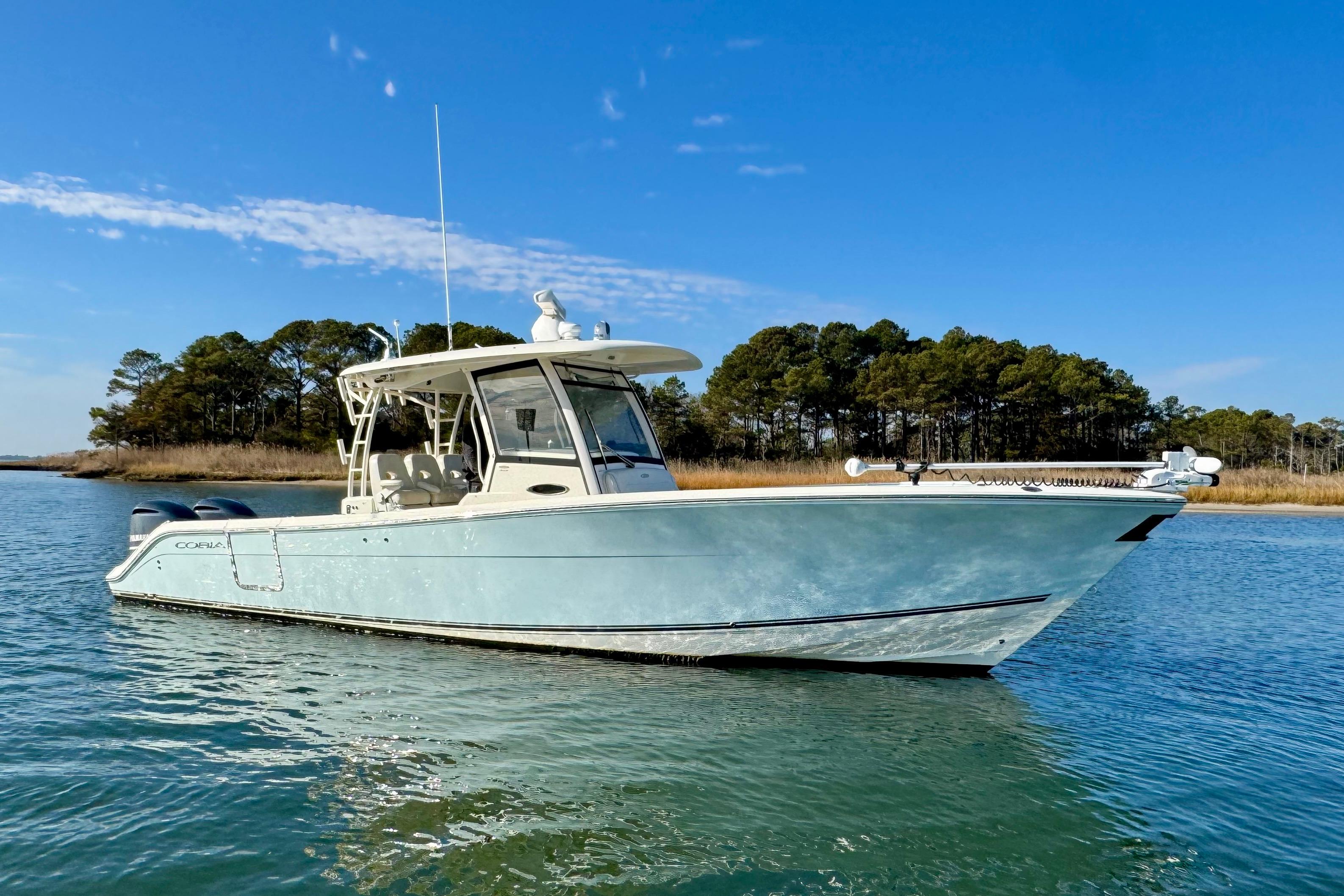 2015 Cobia 344 Center Console