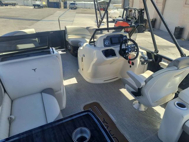 2026 Tahoe LTZ Elite Windshield 23 FT - 7
