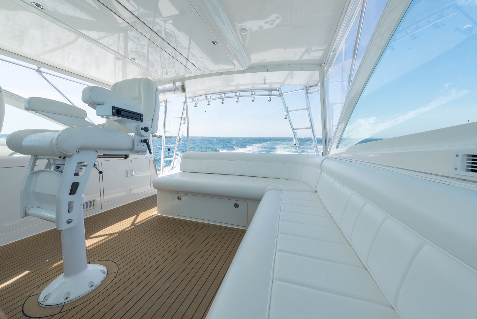 2002 Cabo 45 Express - Image 37