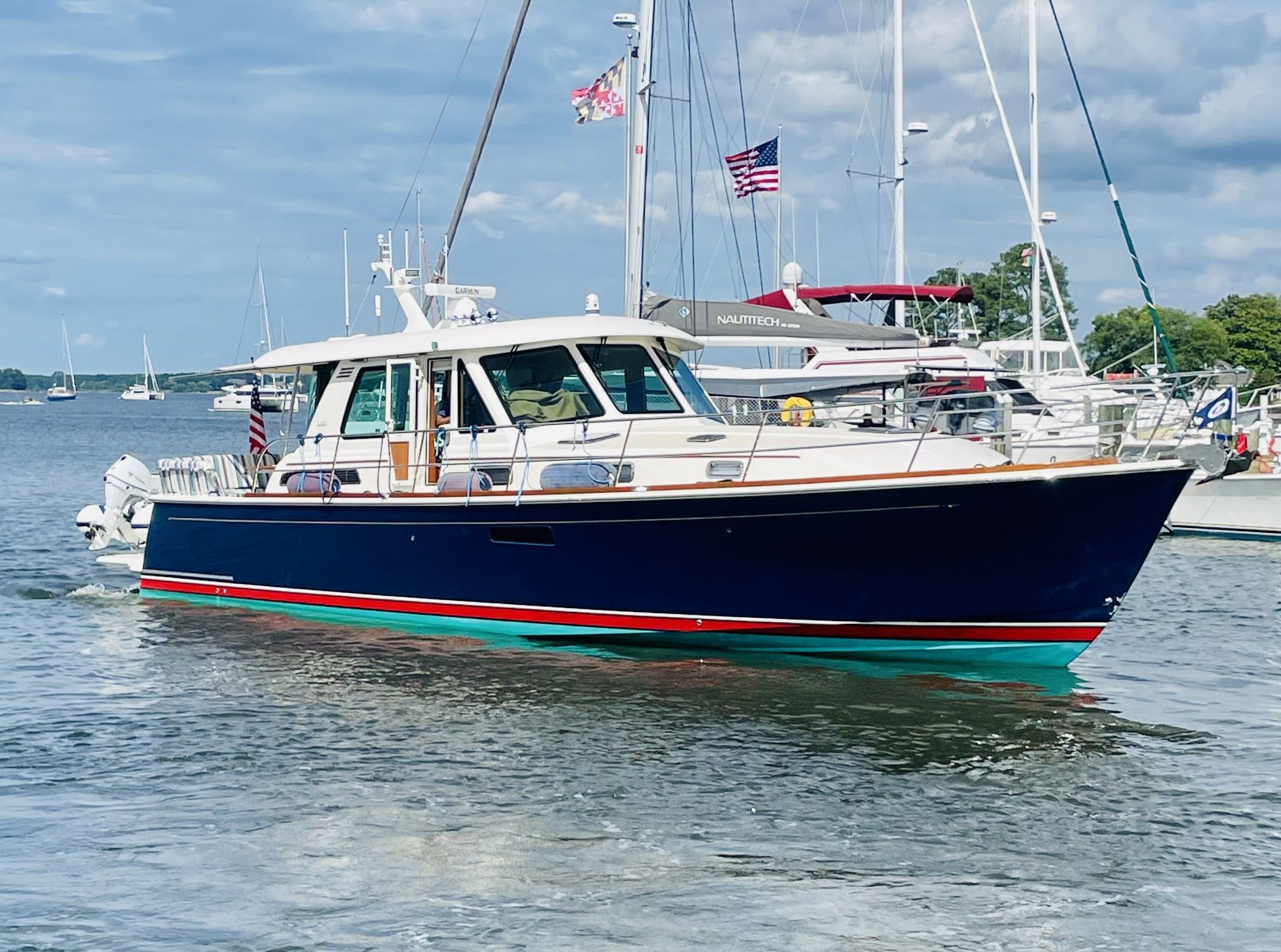 2023 Sabre 48 Salon Express