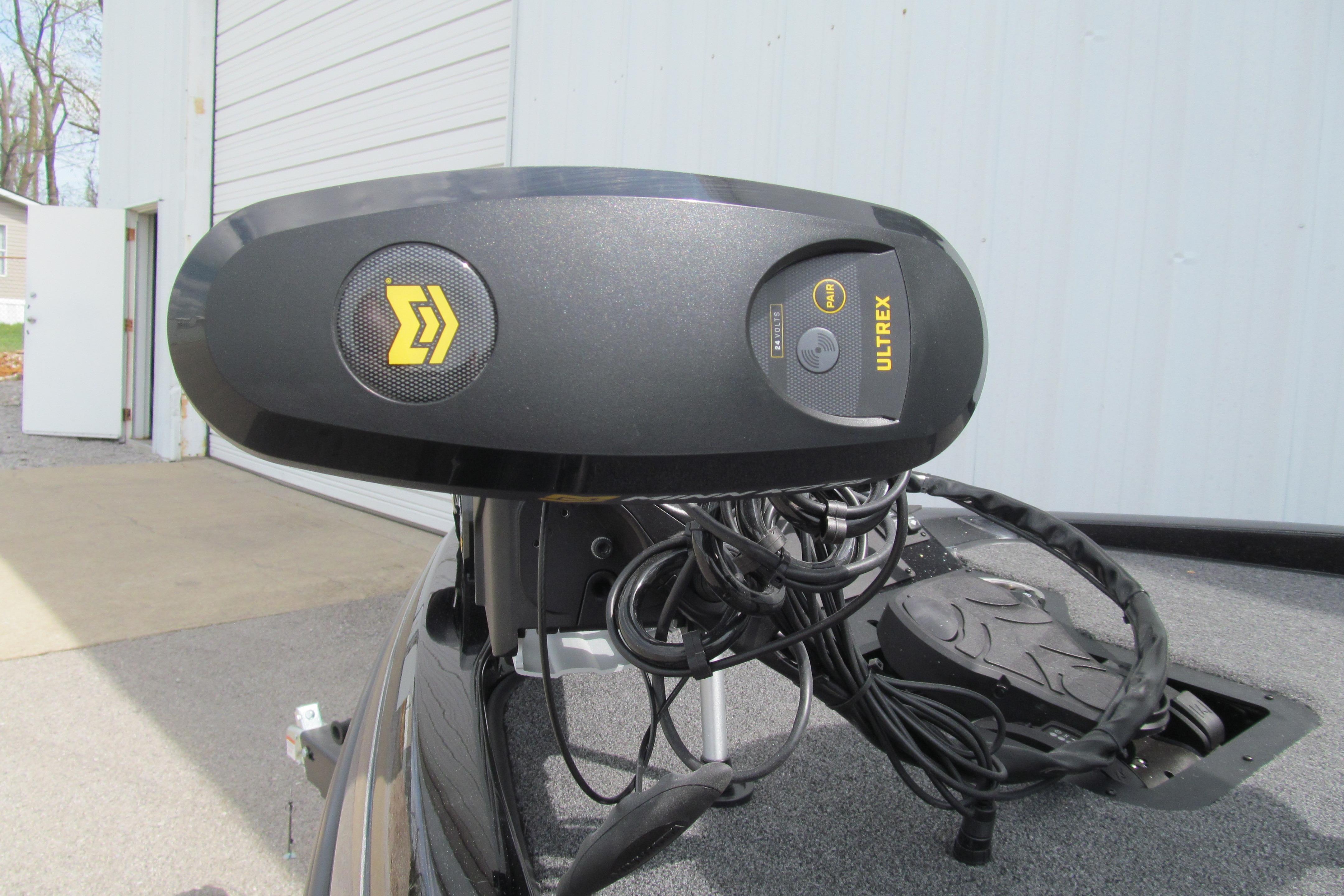 2026 Ranger Z185 boat with Ultrex trolling motor, close-up view.