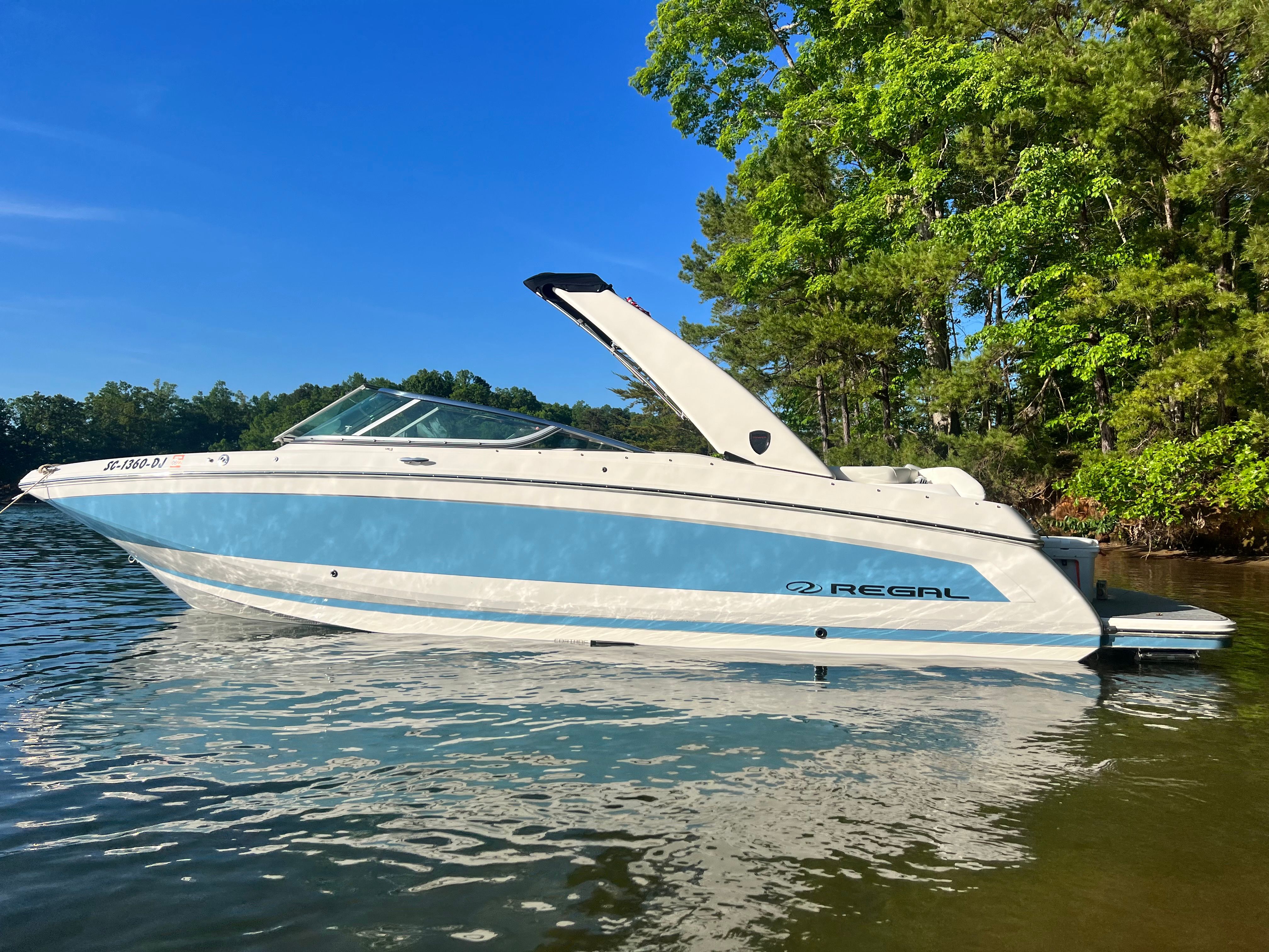 2017 Regal 27 FasDeck