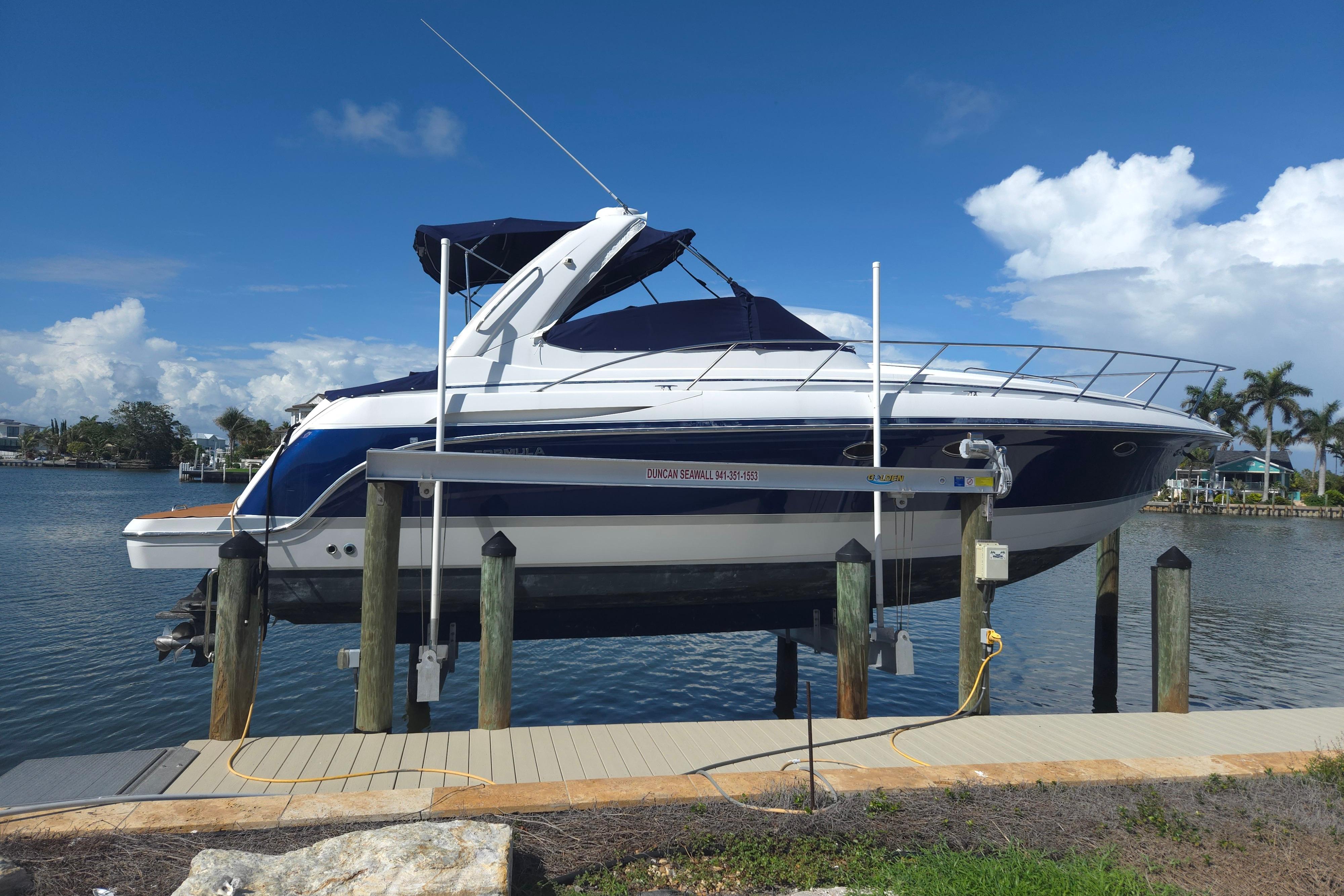 2005 Formula 37 Performance Cruiser