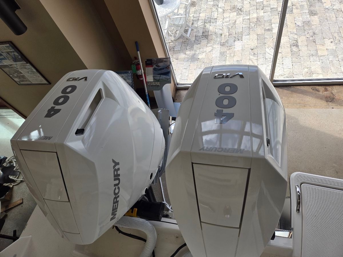 2024 Tiara Sport 34LS - 4